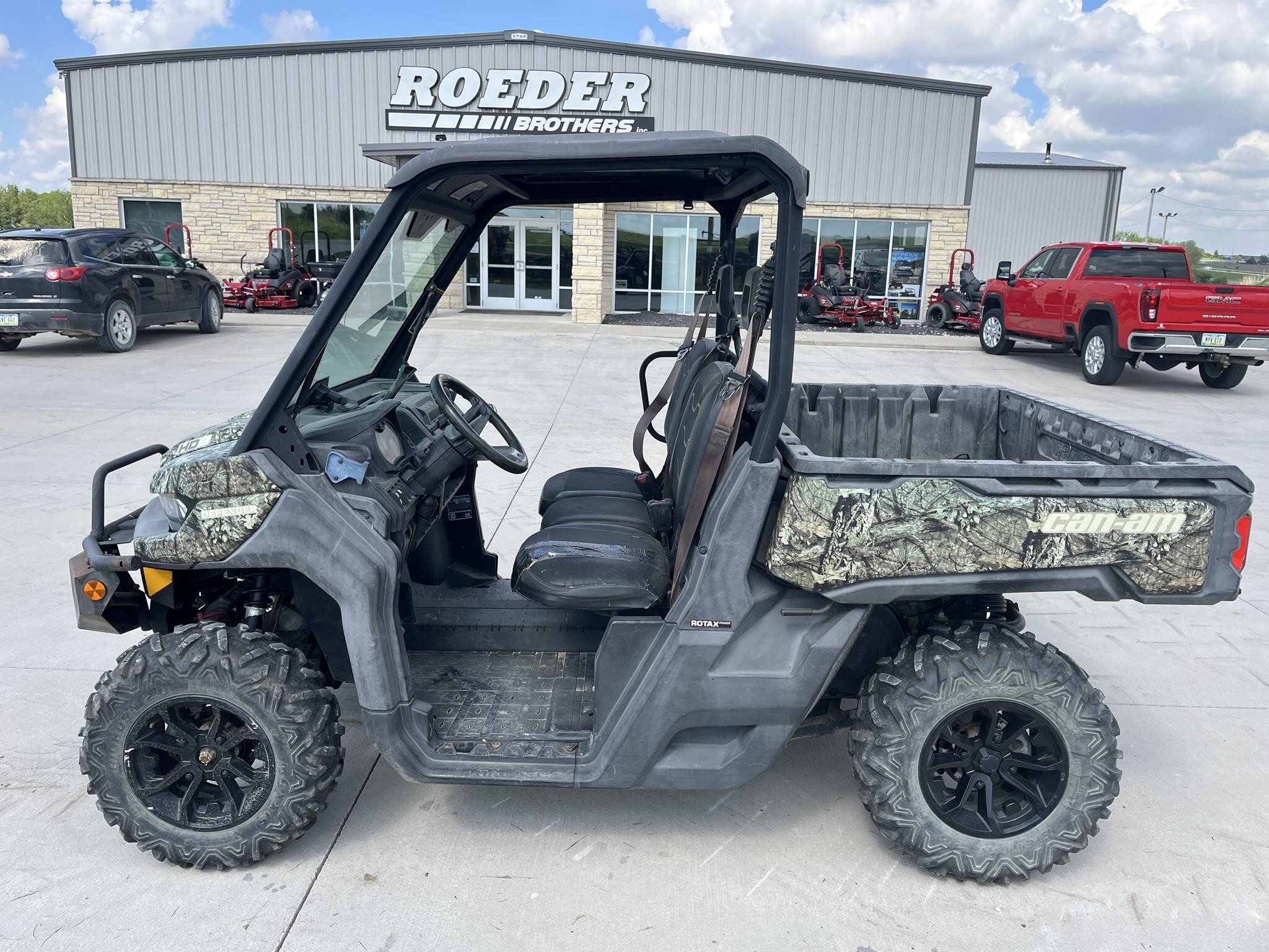2016 Can-Am DEFENDER HD8 UTV/Utility ATV