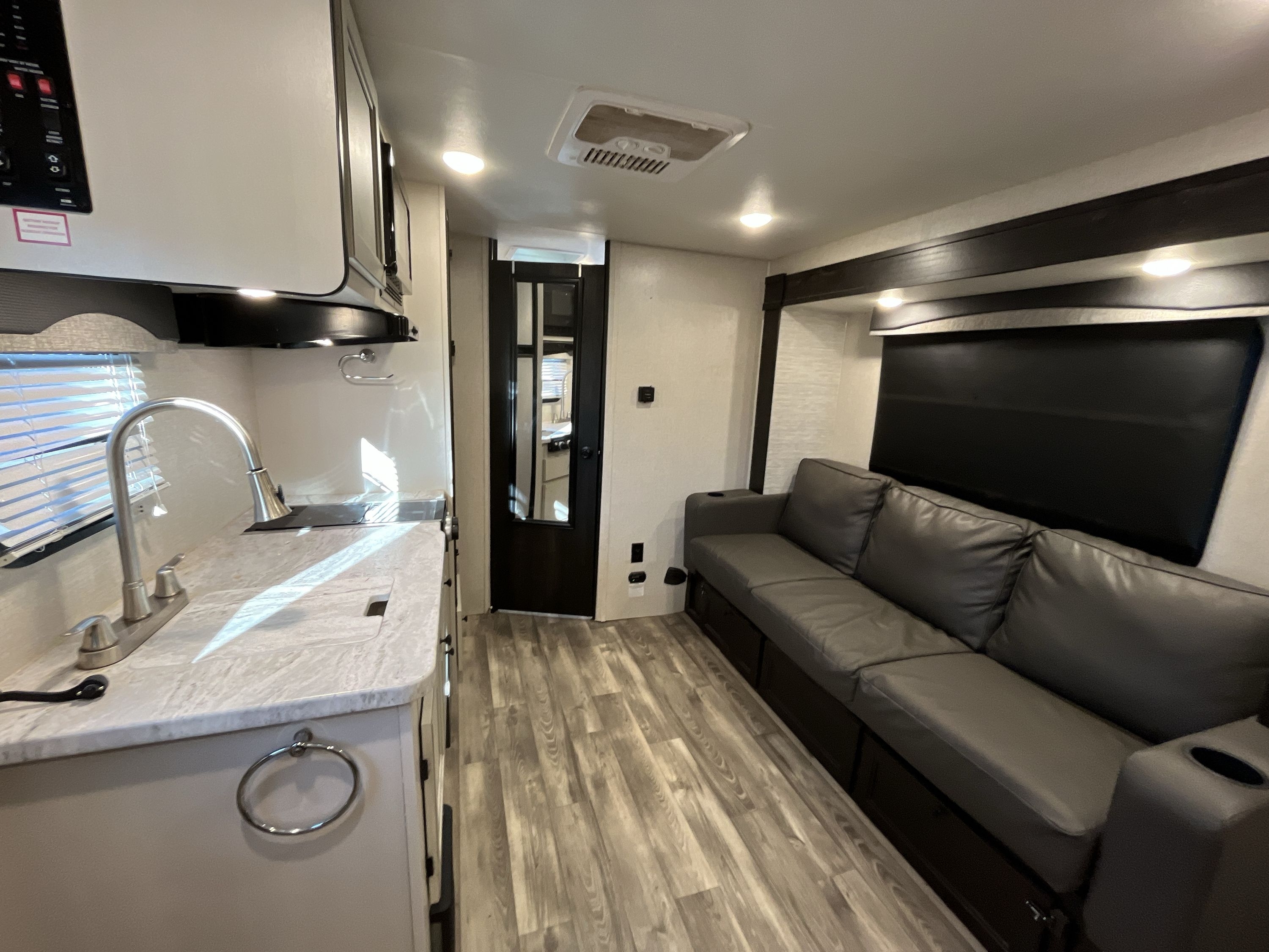 2022 Highland Ridge OPEN RANGE LITE AIR 18RBS in branson MO