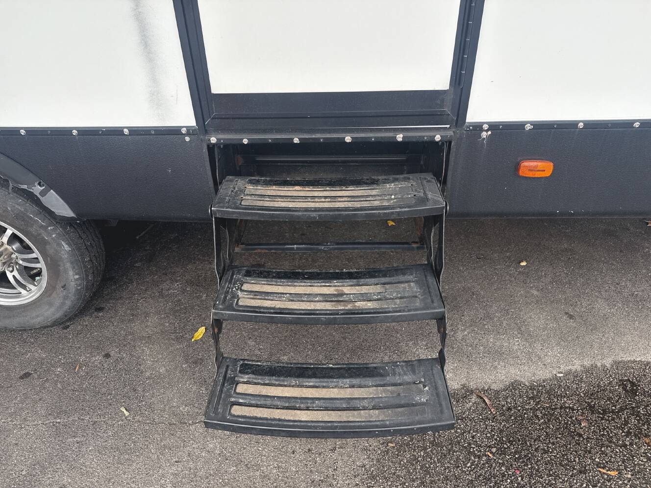 A photo of this 2018 Heartland MALLARD M325