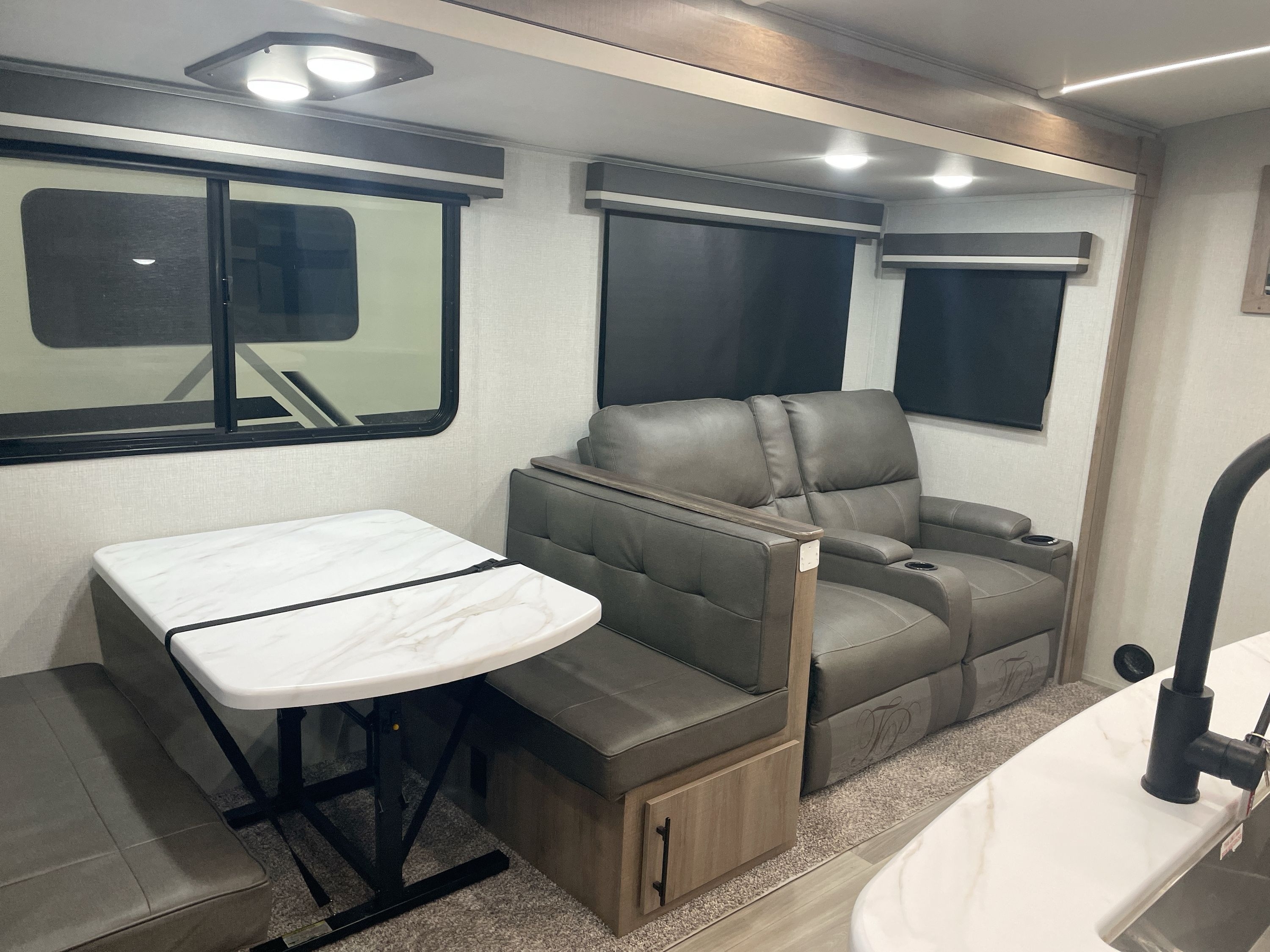 2024 Grand Design IMAGINE 2670MK in dover FL