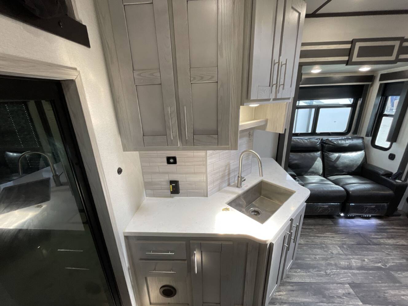 A photo of this 2022 Keystone FUZION 379