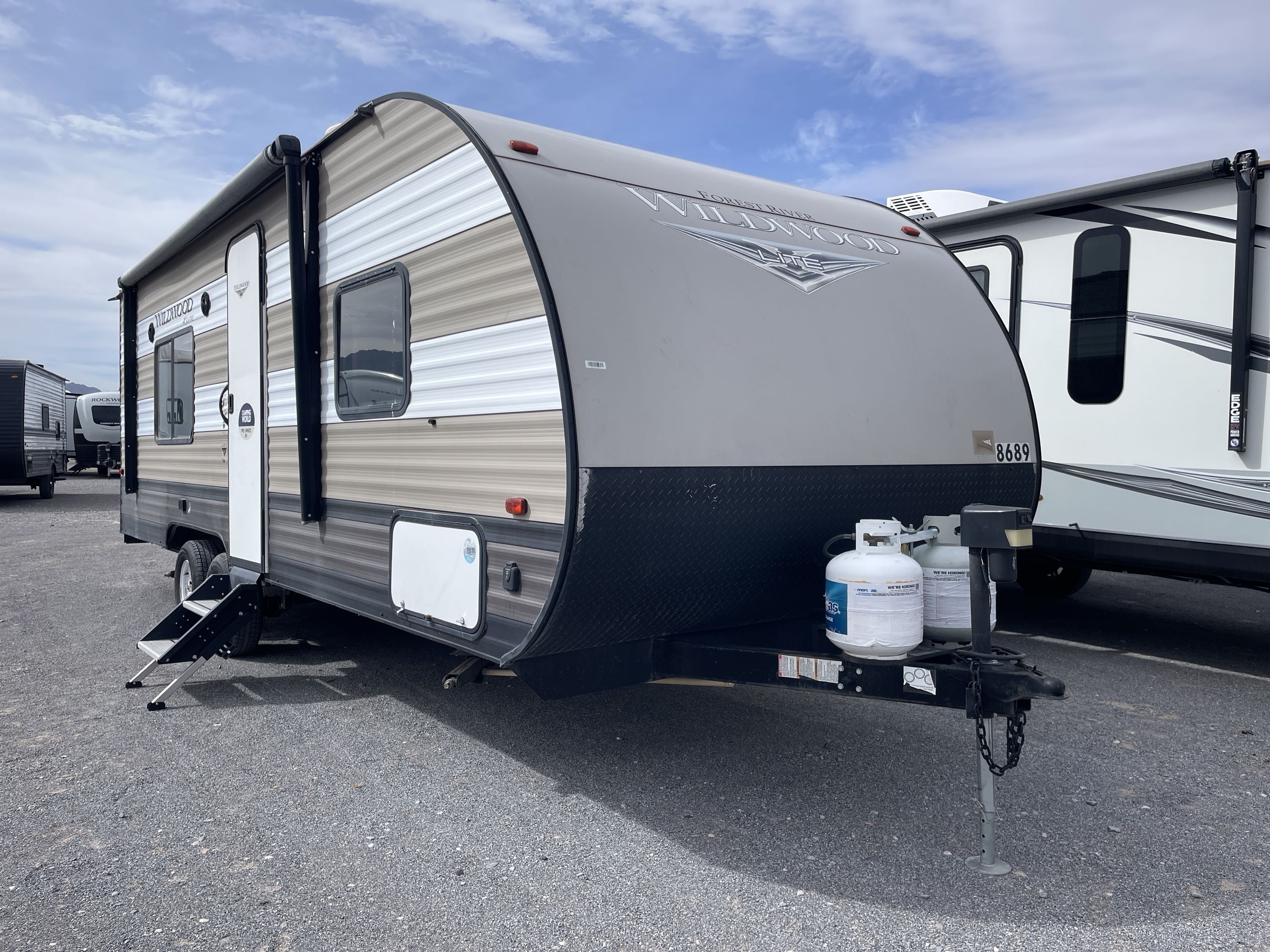 2019 Forest River WILDWOOD X-LITE 241QBXL RV