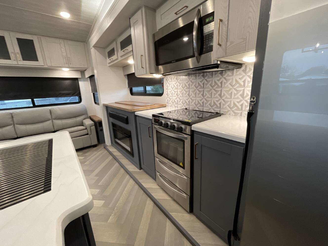 A photo of this 2024 Prime Time CRUSADER 335RLP