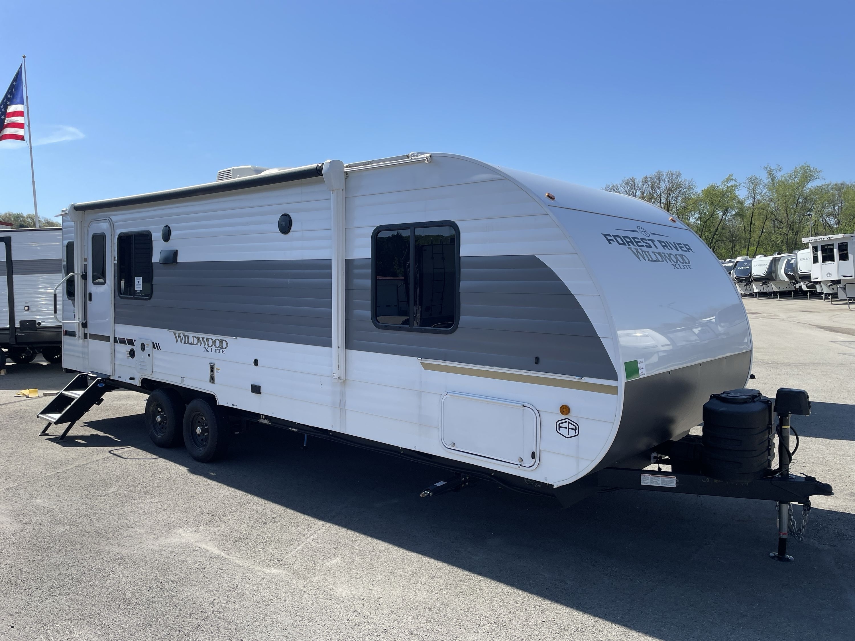 2025 Forest River WILDWOOD X-LITE 24RLXL in apollo PA