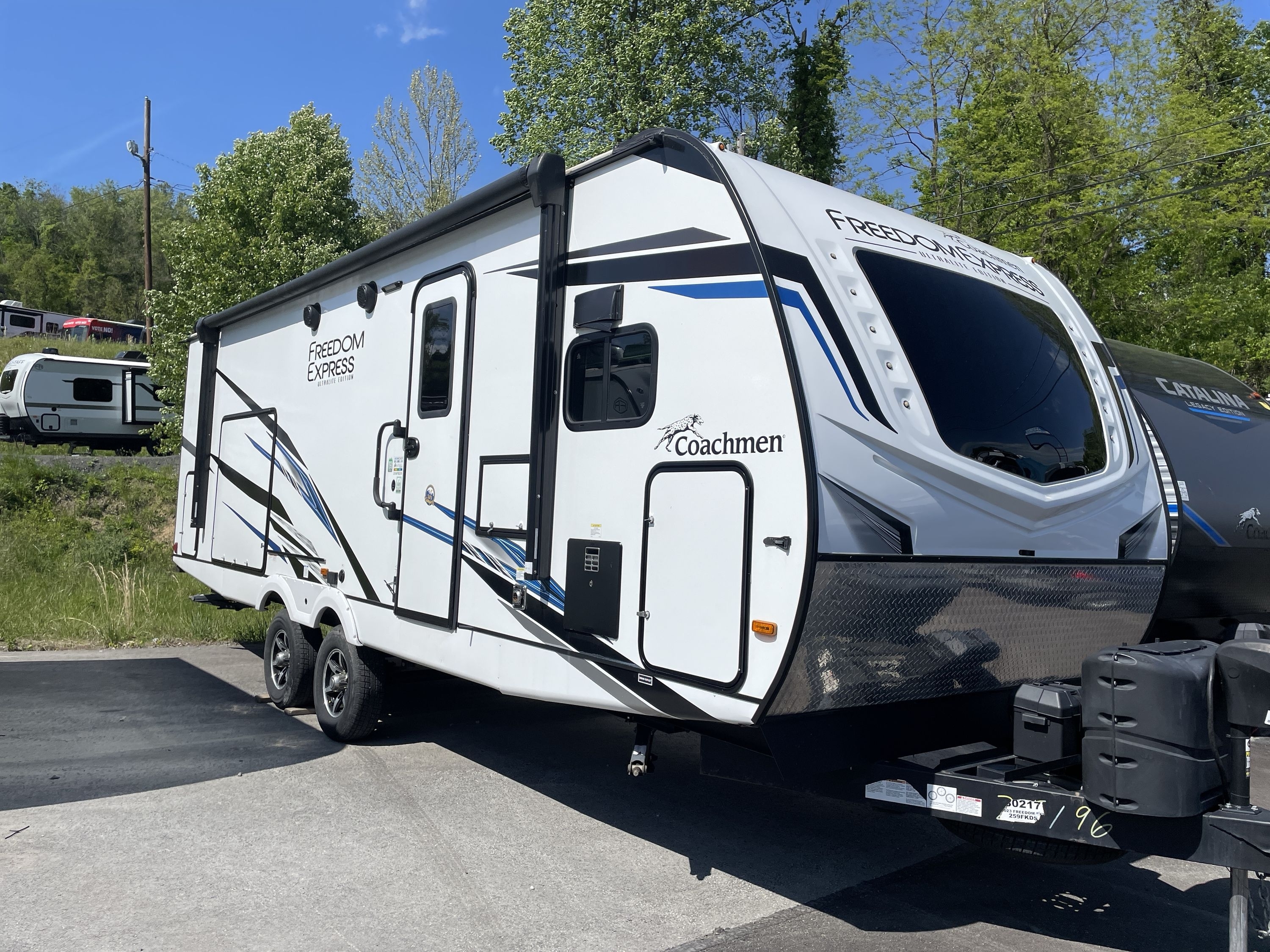 2023 Coachmen FREEDOM EXPRESS 259FKDS RV
