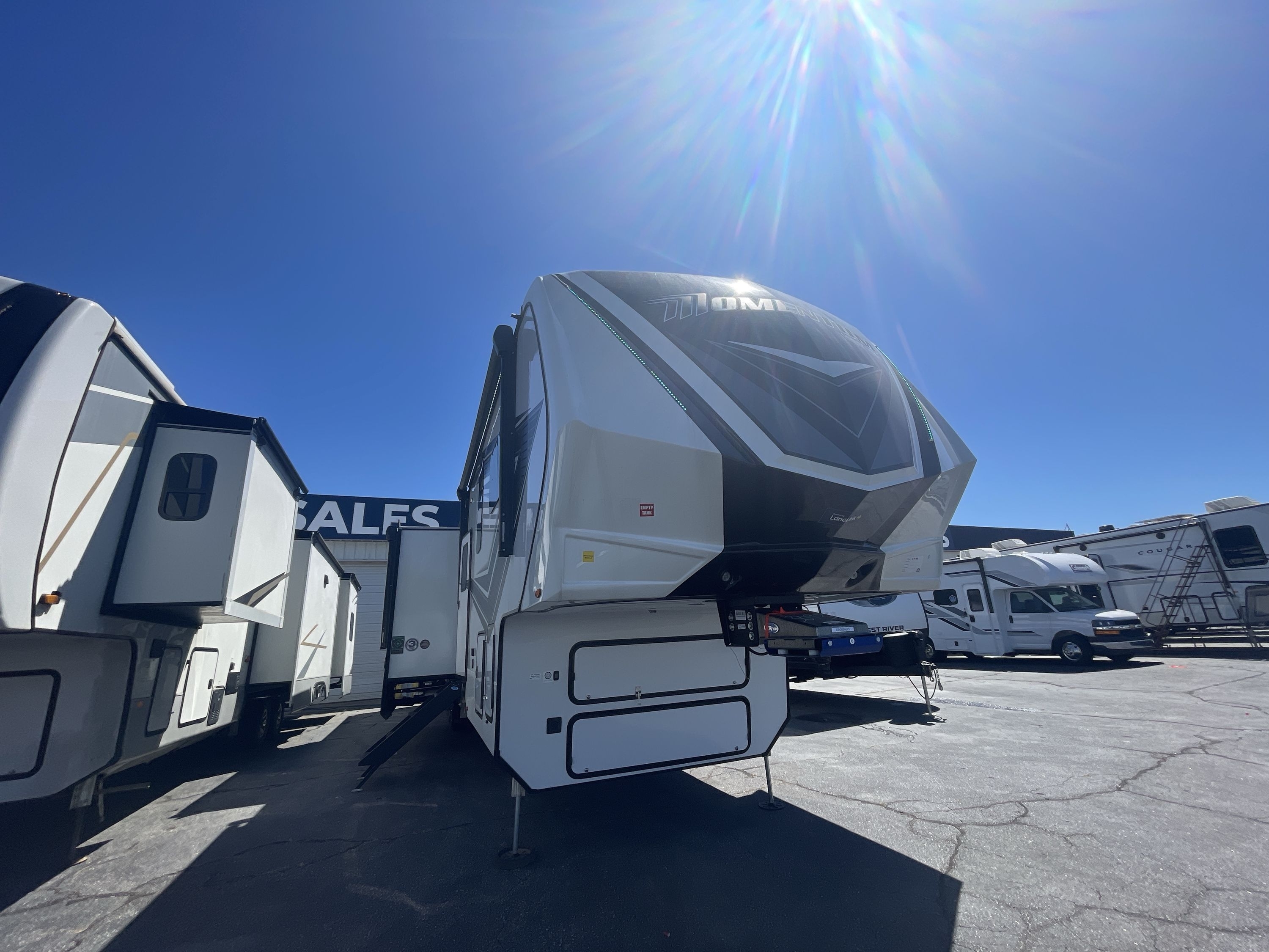 2025 Grand Design MOMENTUM M CLASS 414M in spartanburg SC