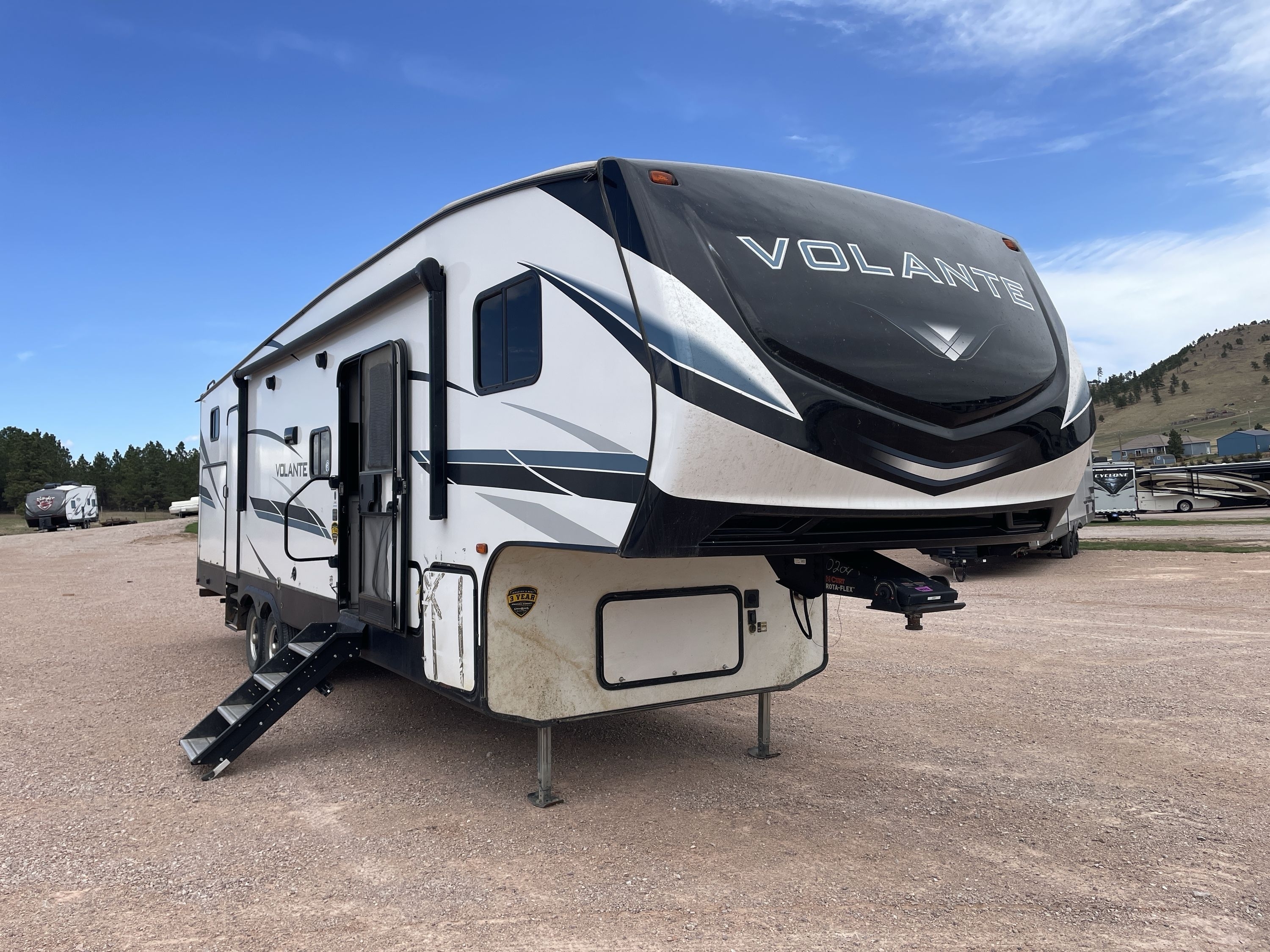 2023 Crossroads VOLANTE 310BH RV
