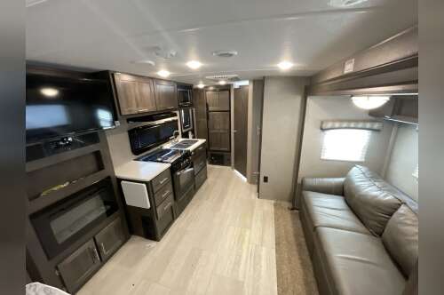 2021 Forest River FLAGSTAFF MICRO LITE 22FBS in strafford MO