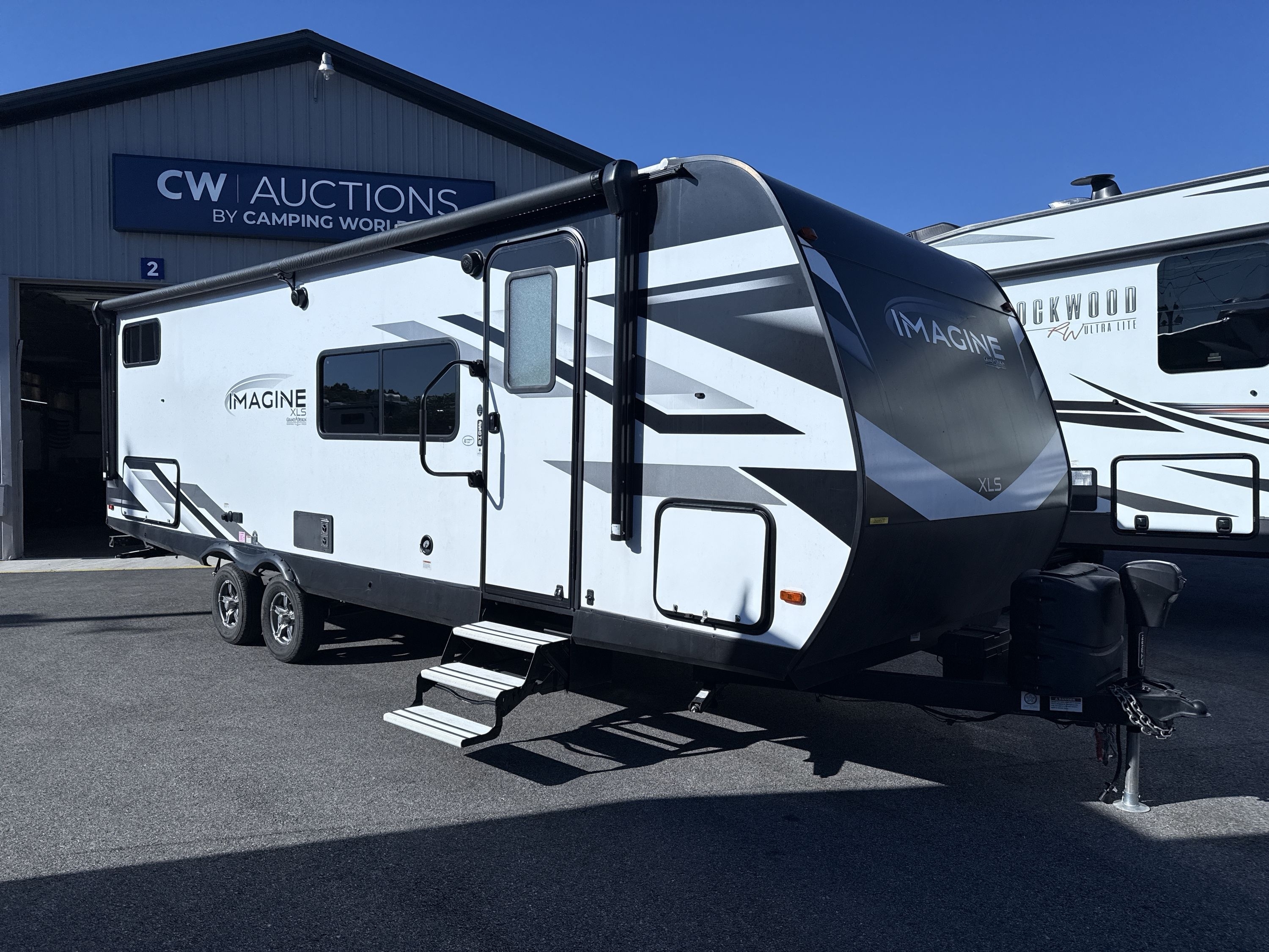 2023 Grand Design IMAGINE XLS 25BHE in elkhart IN