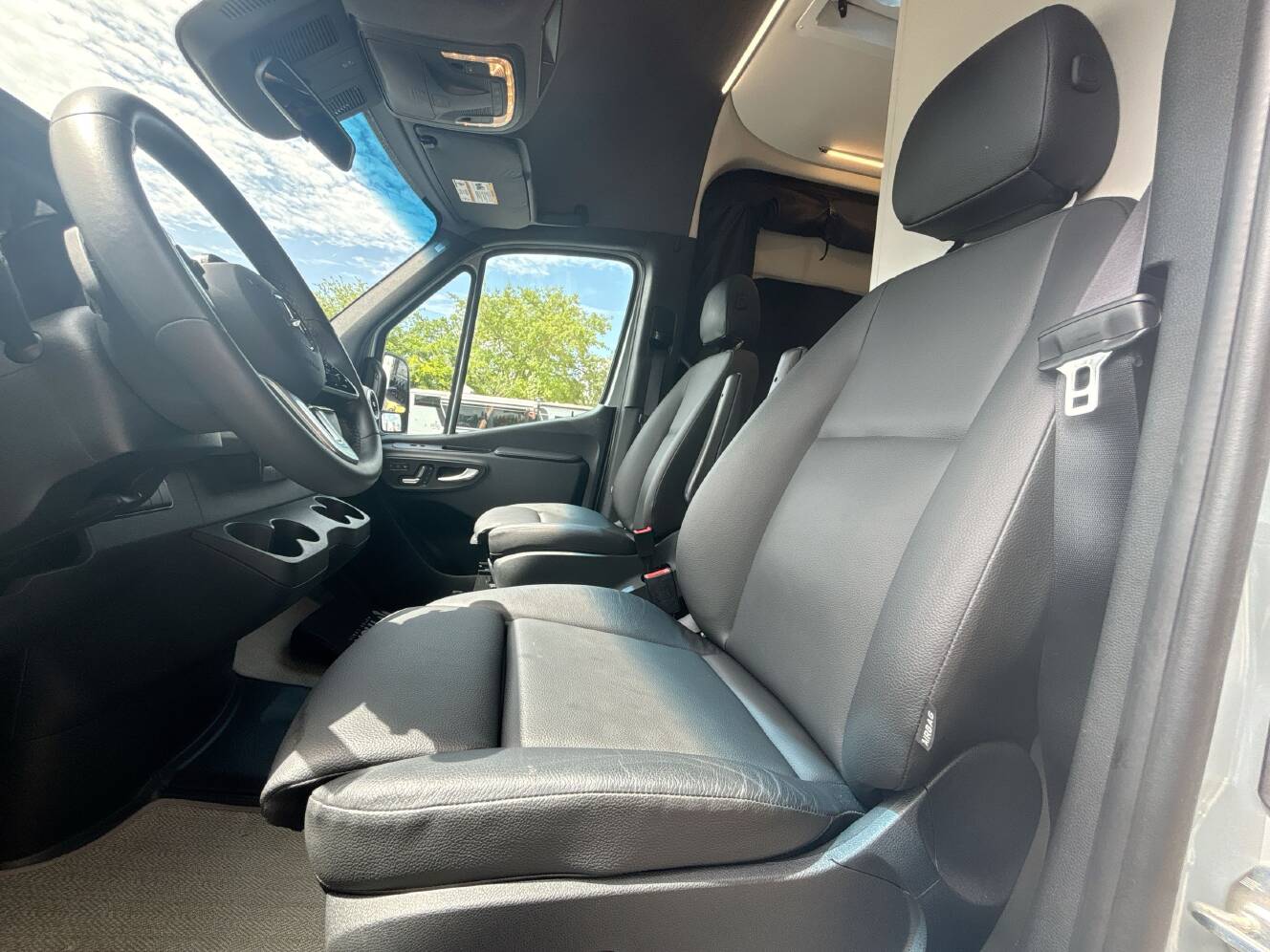 A photo of this 2026 Thor TRANQUILITY 19P