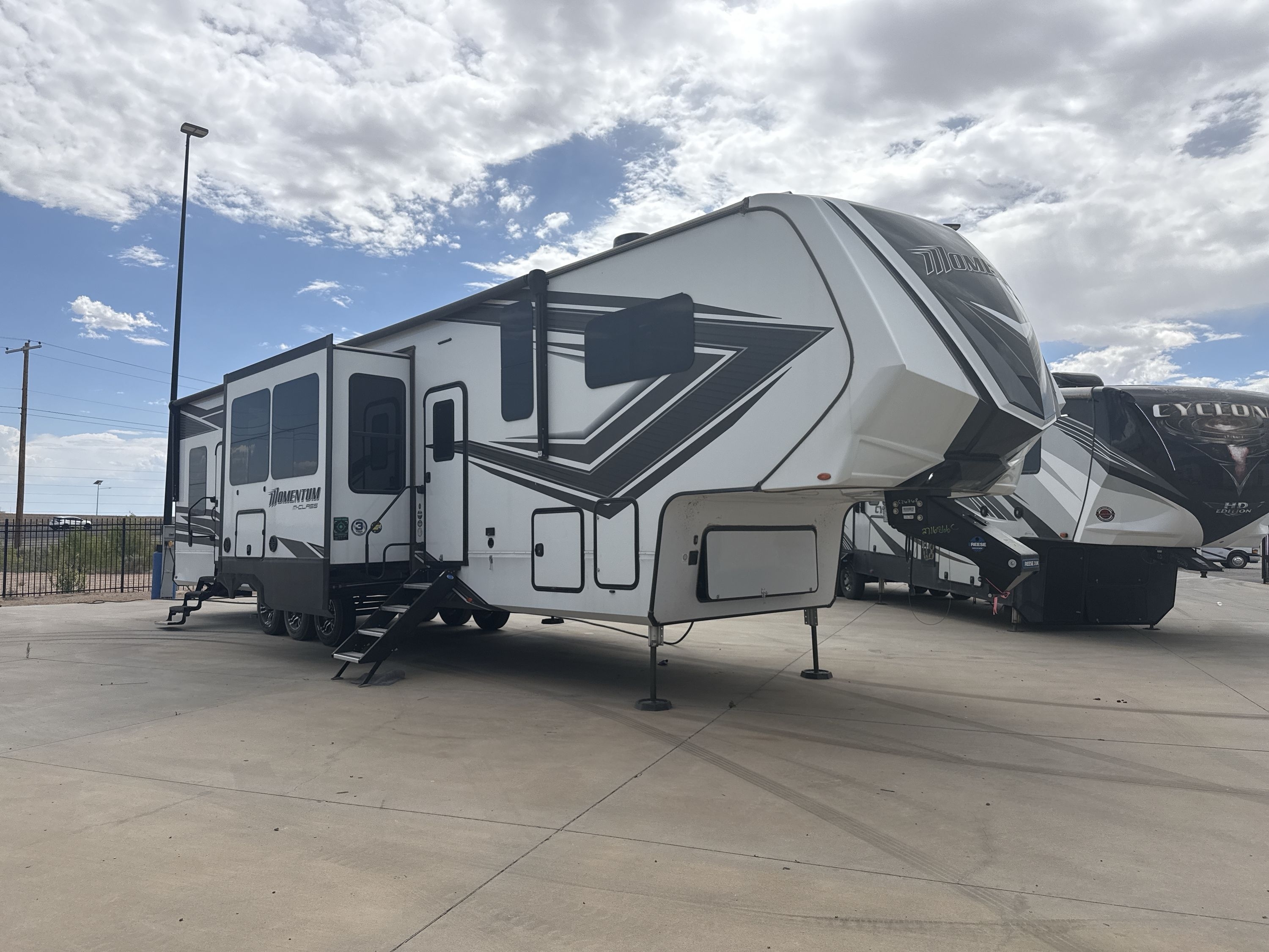 2023 Grand Design MOMENTUM M CLASS 381MS in albuquerque NM