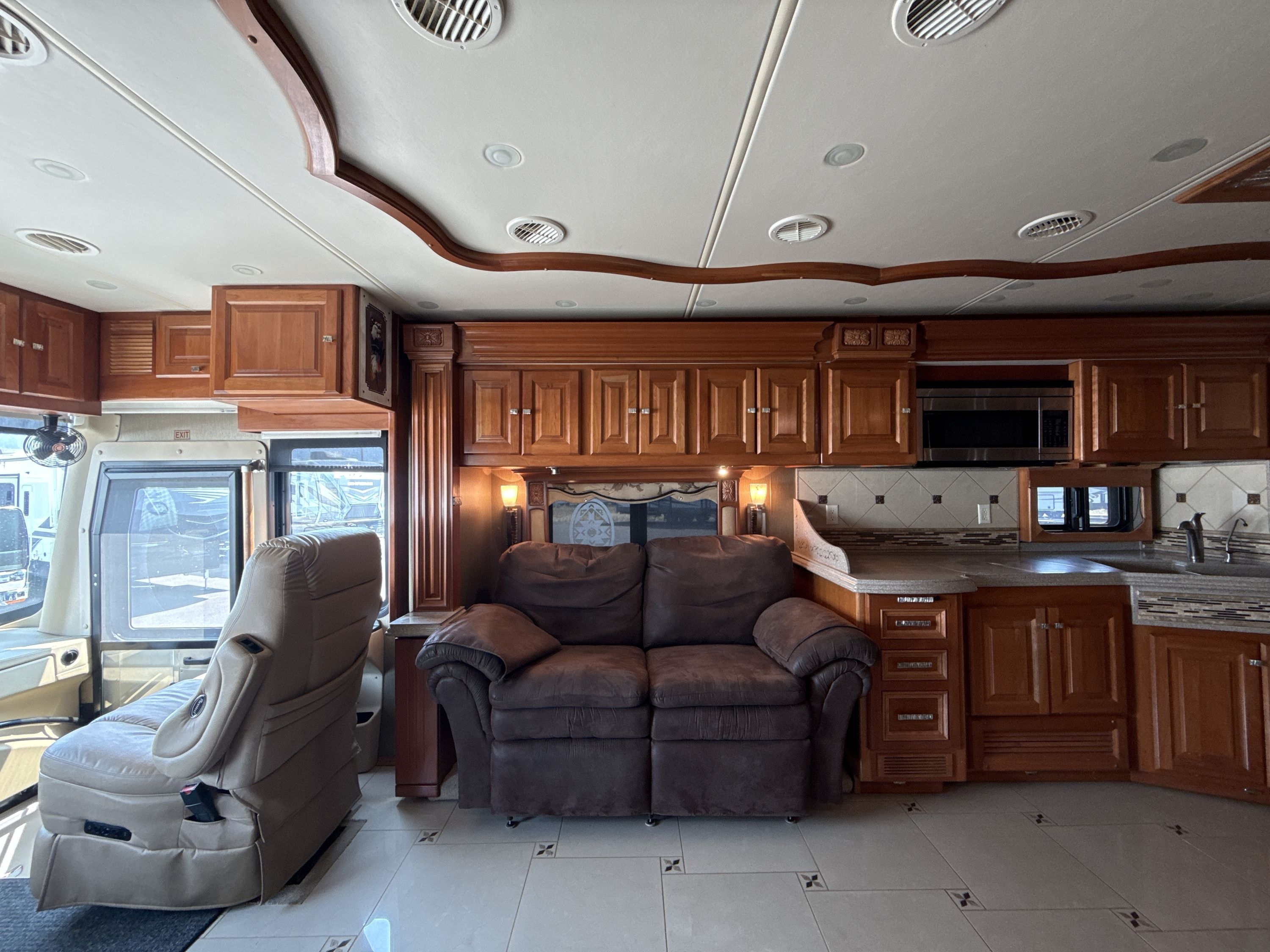 2013 Tiffin ALLEGRO BUS 40QB in coburg OR