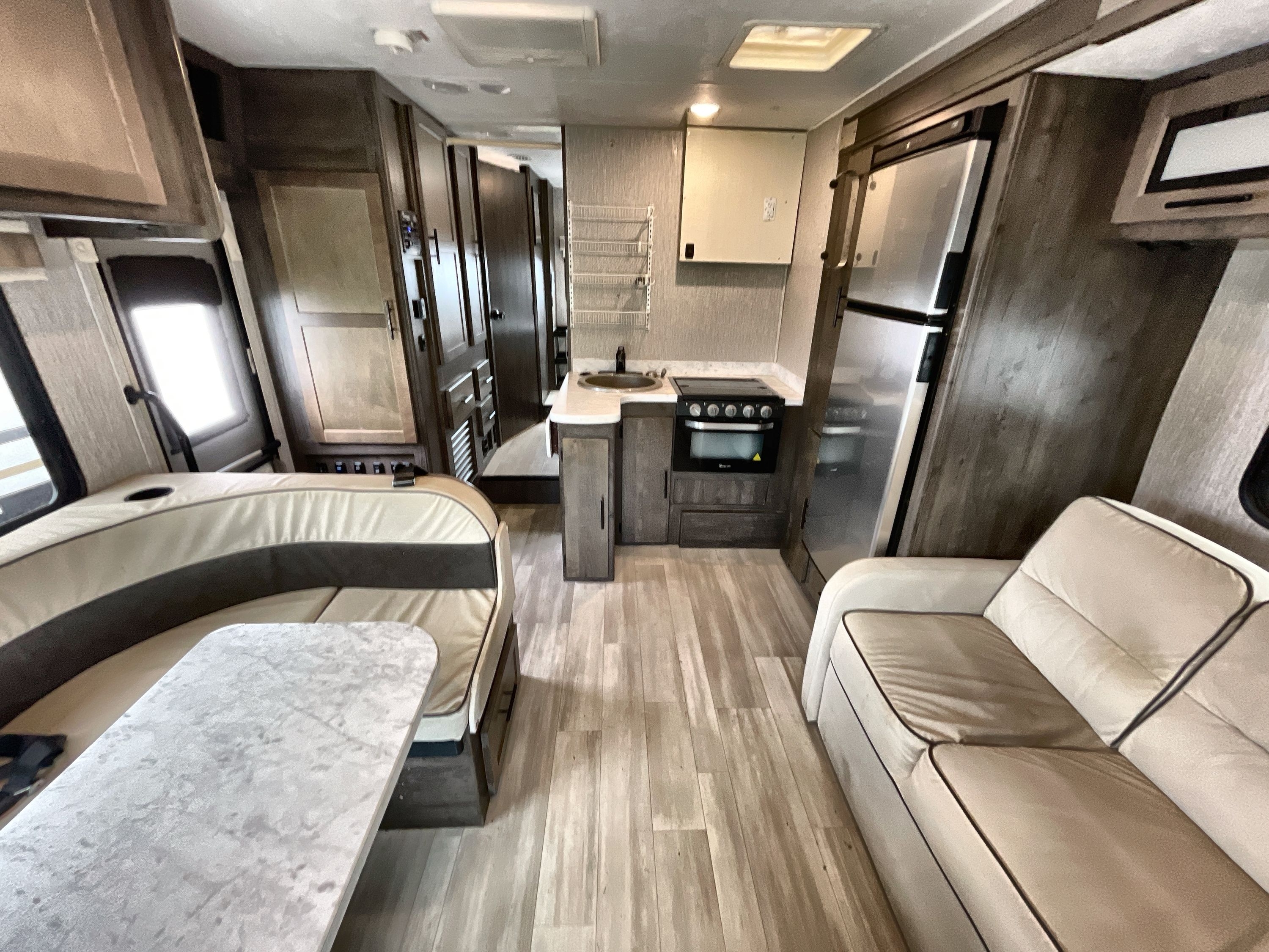 2021 Coachmen LEPRECHAUN 260DSF in berkley MA