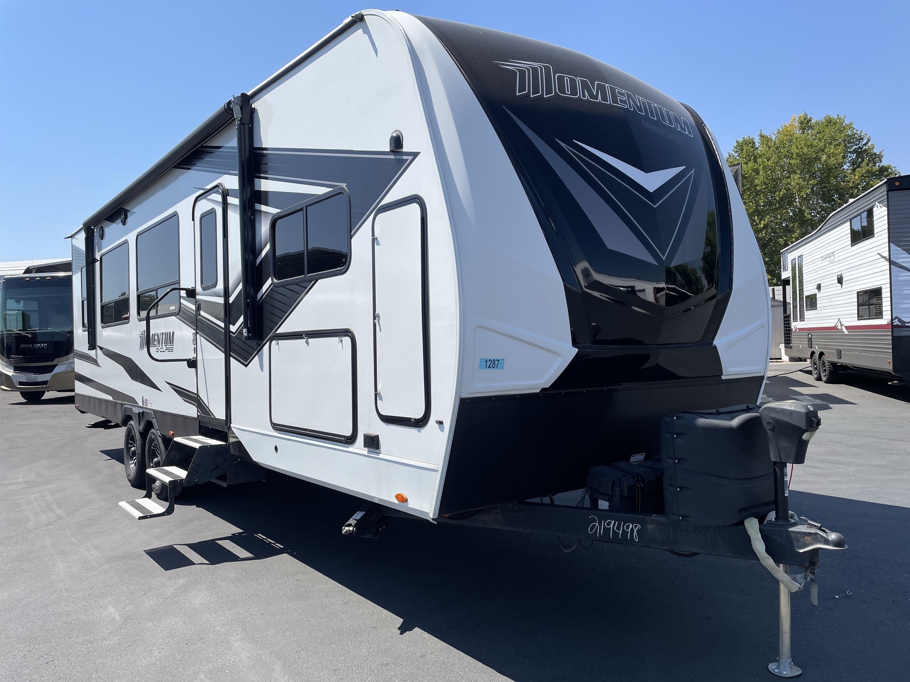 2023 Grand Design MOMENTUM G CLASS 28G in anderson CA