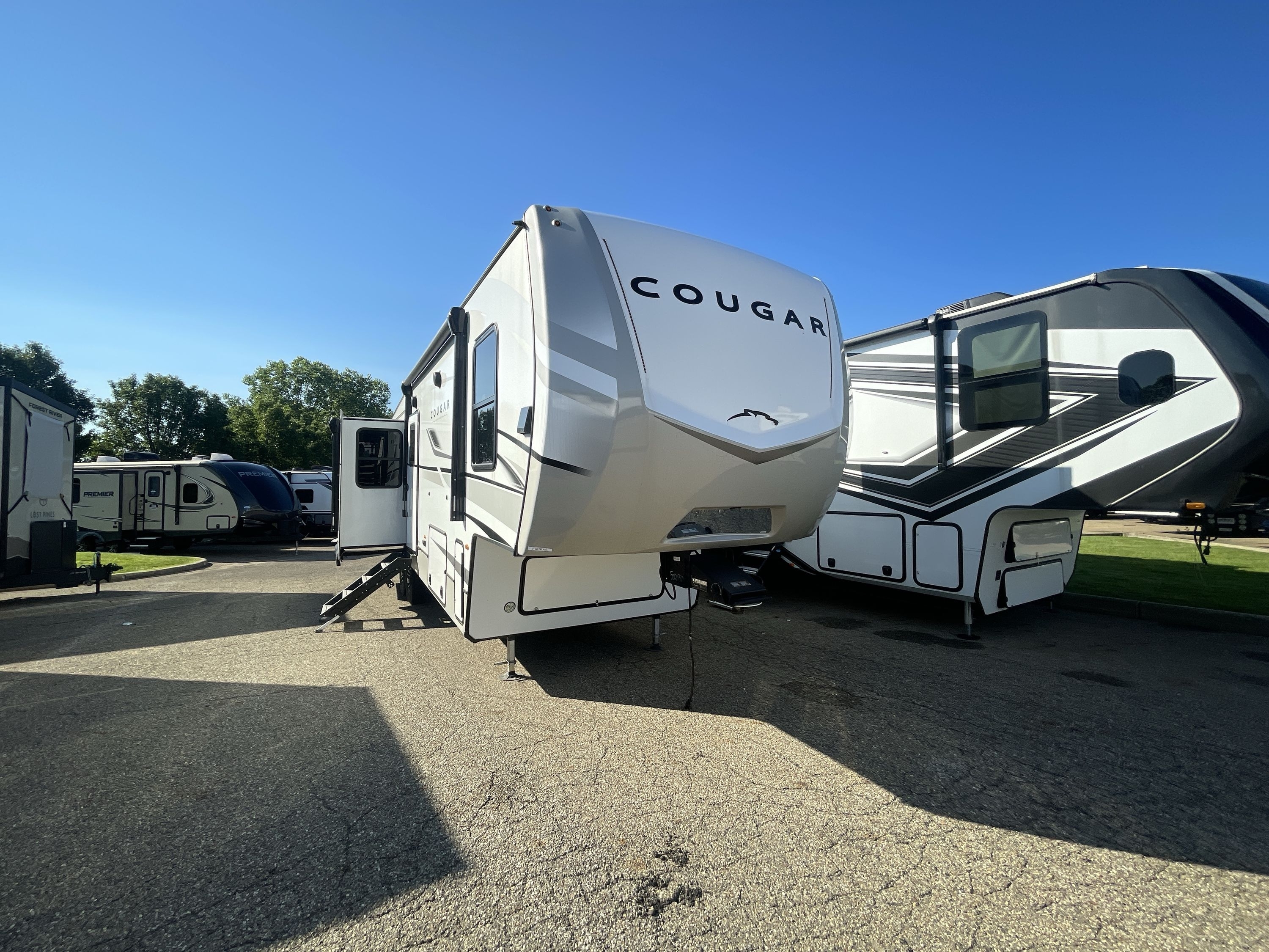 2025 Keystone COUGAR 316RLS in akron OH