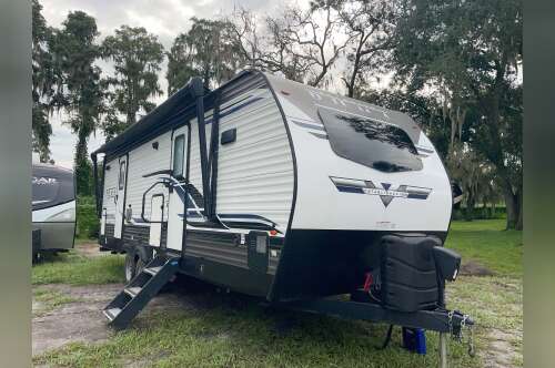2022 Forest River PUMA 26FKDS in dover FL