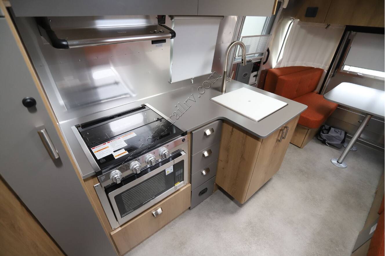 A photo of this 2026 Airstream Trade Wind 25FB