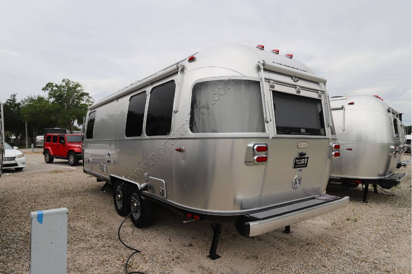 A photo of this 2026 Airstream Trade Wind 25FB