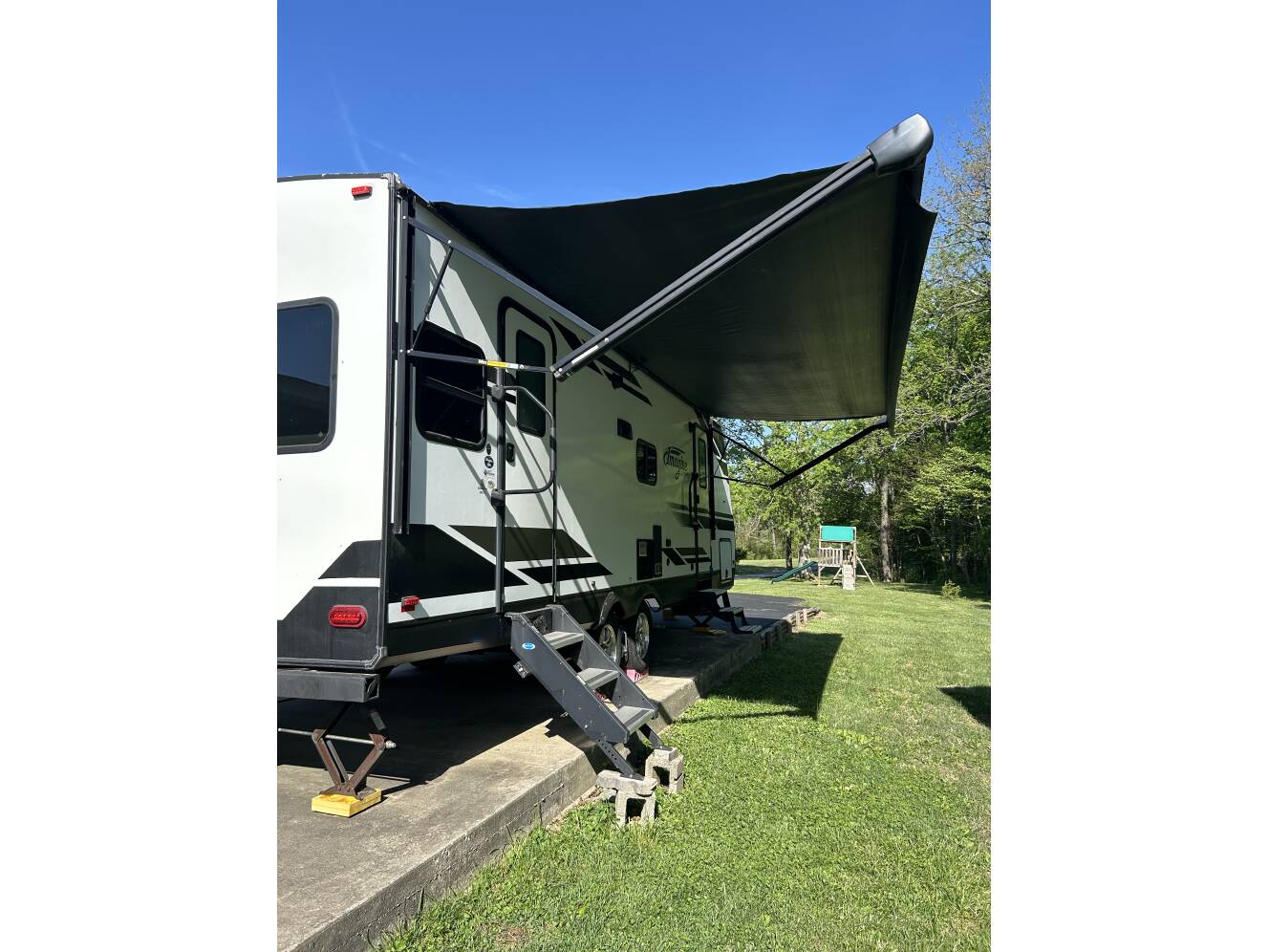 A photo of this 2020 Grand Design IMAGINE 2500RL