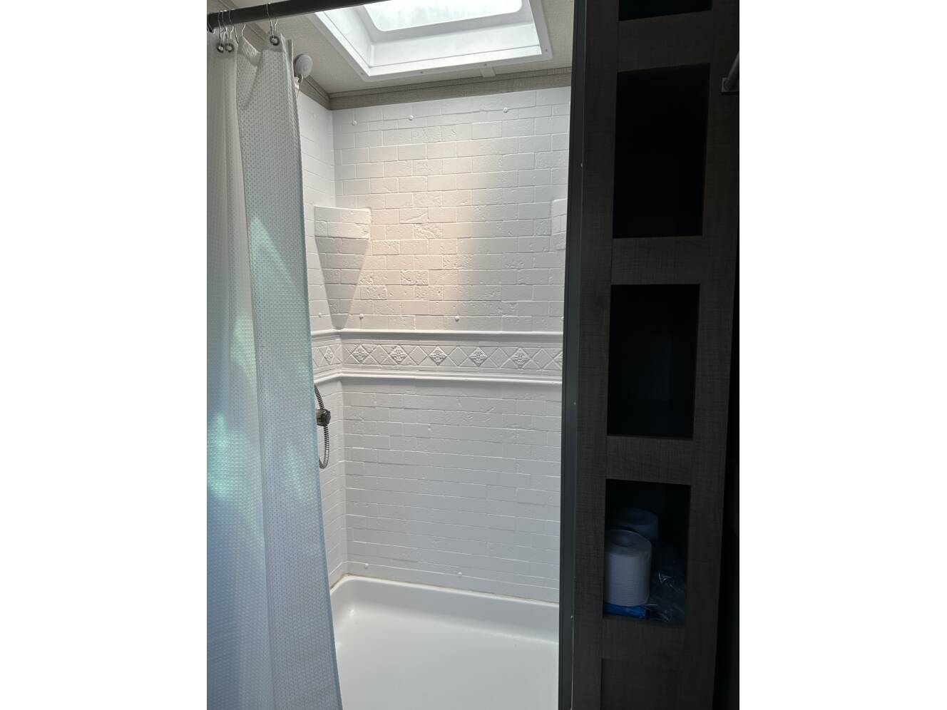 A photo of this 2020 Grand Design IMAGINE 2500RL