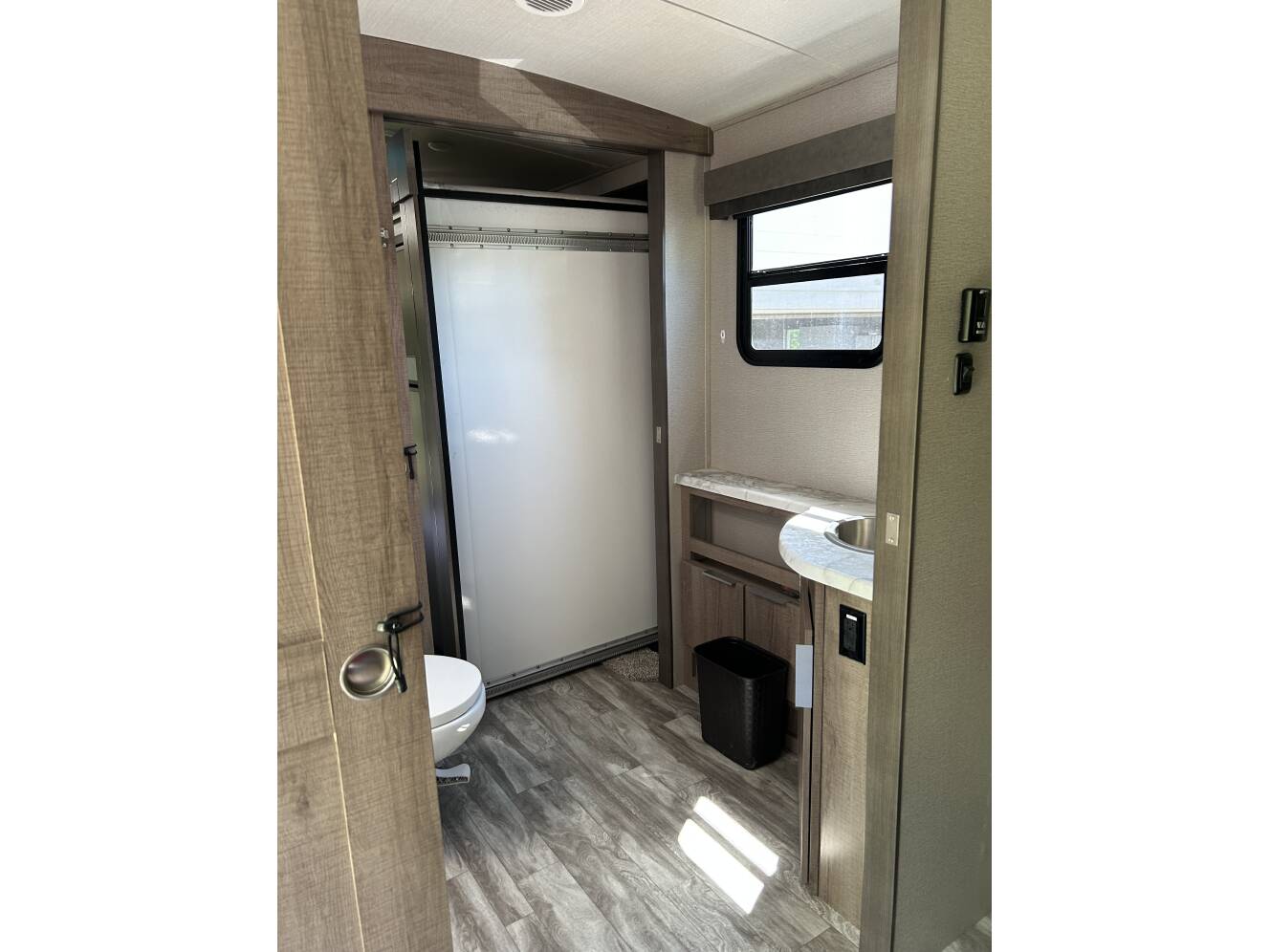 A photo of this 2020 Grand Design IMAGINE 2500RL