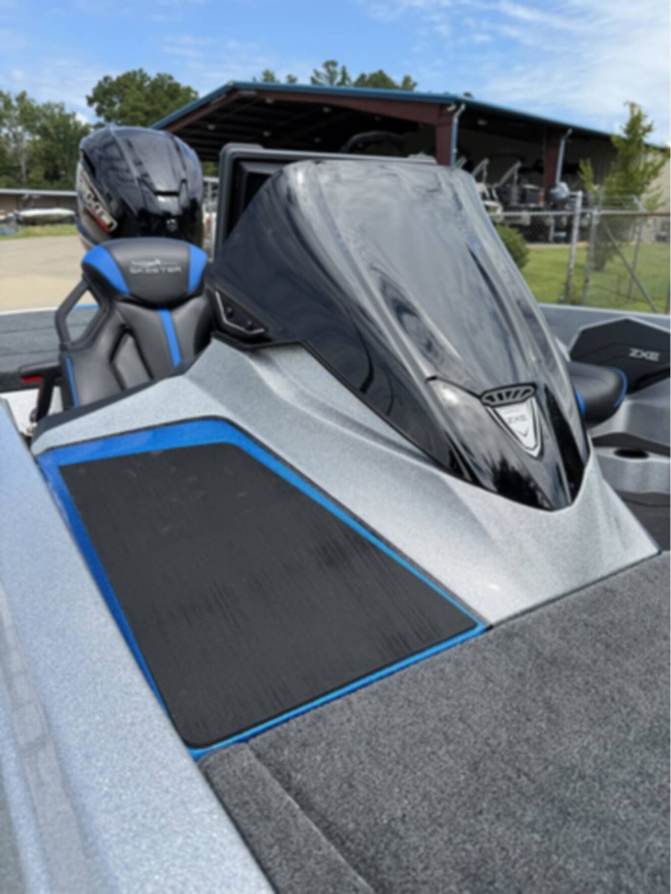 A photo of this 2027 Skeeter ZXE 21
