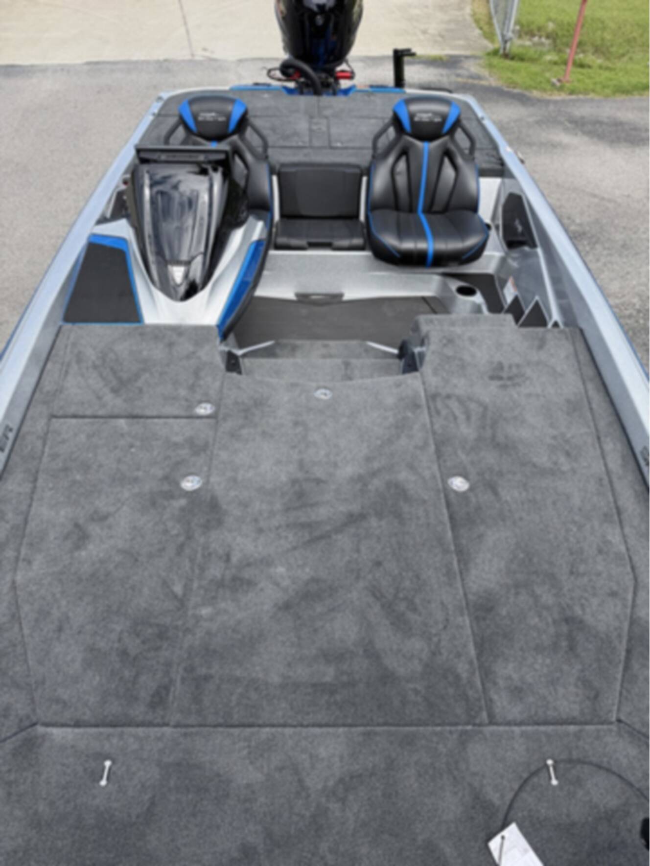 A photo of this 2027 Skeeter ZXE 21
