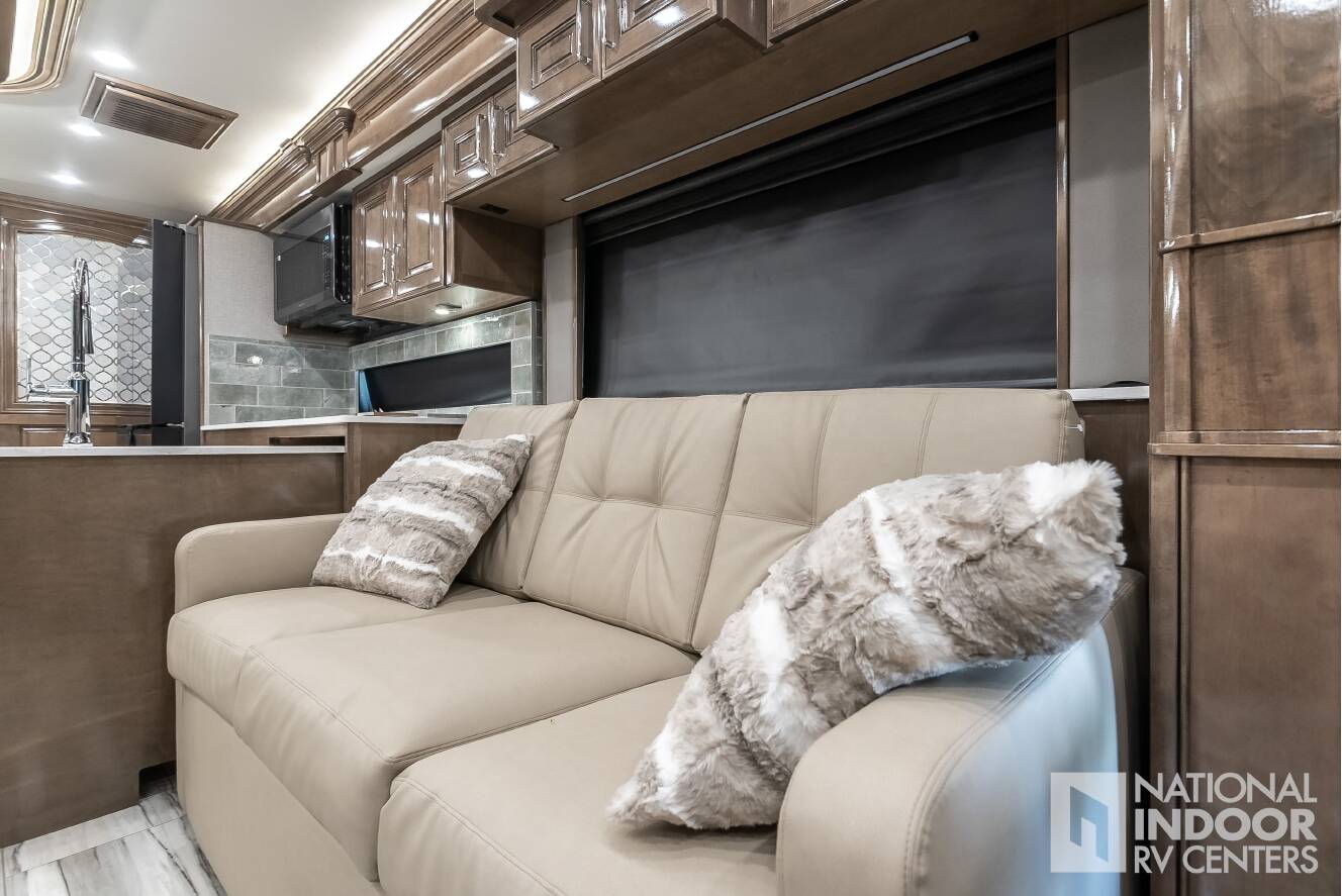 A photo of this 2026 American Coach American Dream 45P