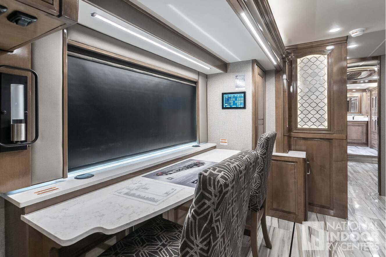 A photo of this 2026 American Coach American Dream 45P