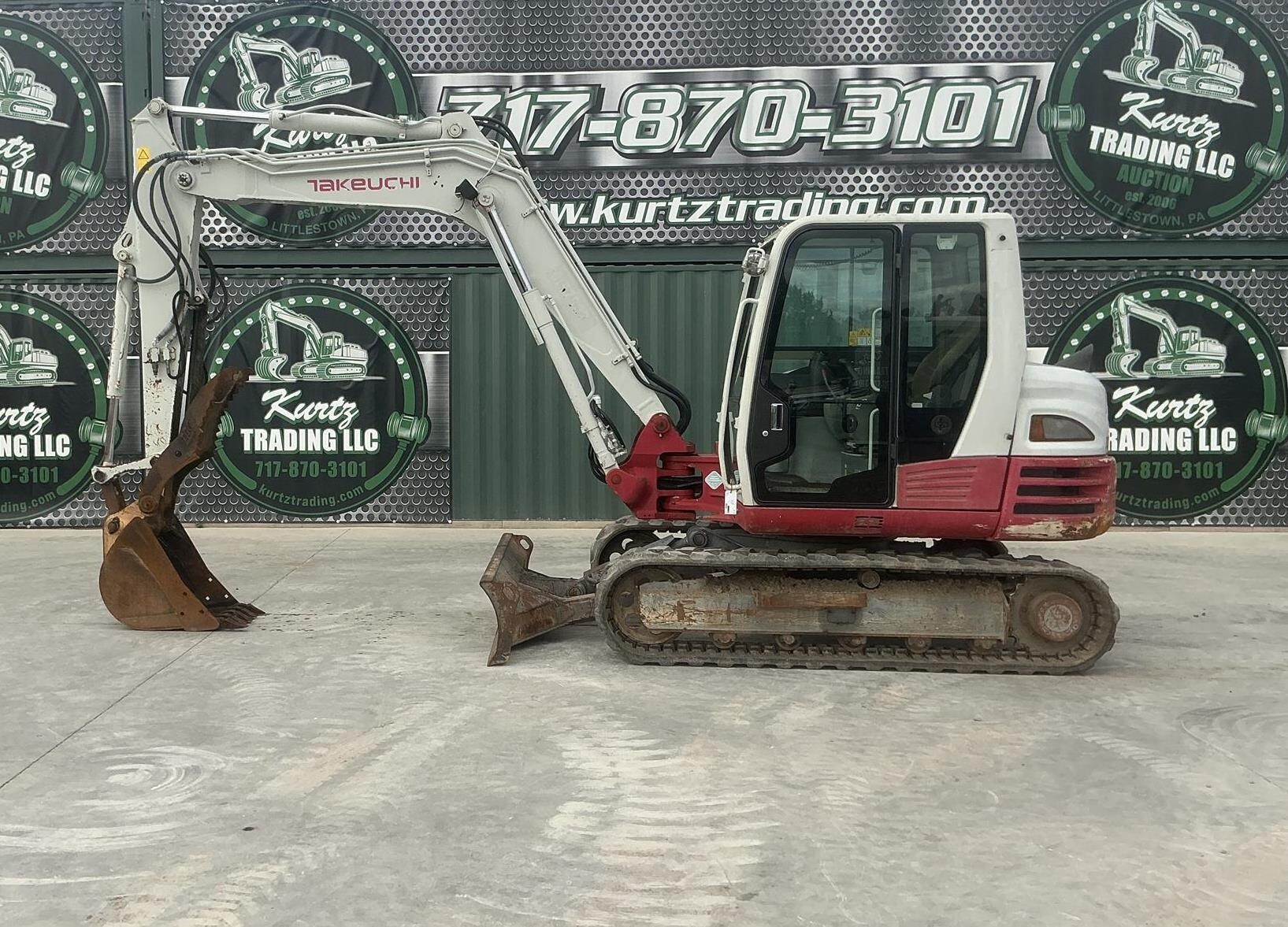 2015 TAKEUCHI TB290 in Littlestown, PA