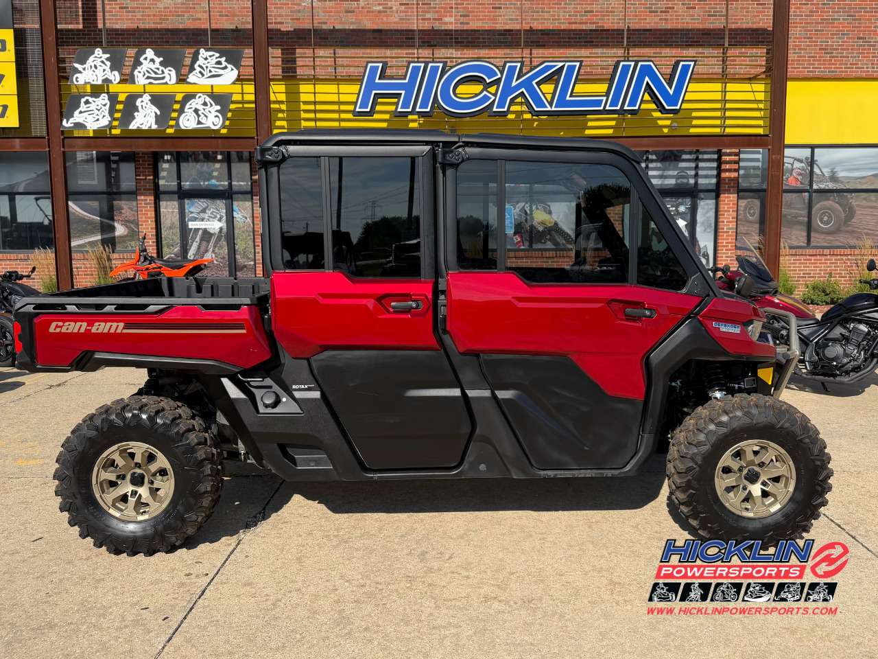 2025 Can-Am Defender MAX Limited in grimes IA