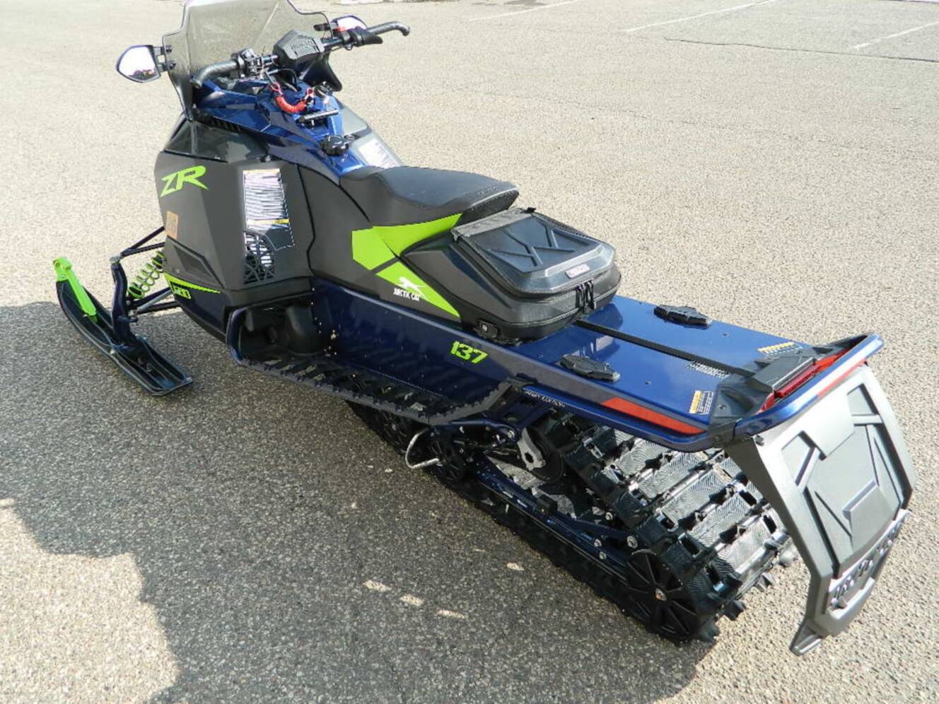 A photo of this 2024 Arctic Cat ZR 600 w/ ATAC 137/1.25 PBE Galaxy Blue