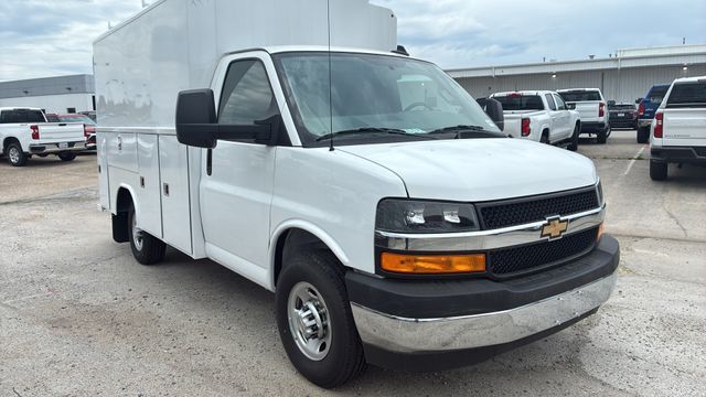 2025 CHEVROLET Express 3500 in Kernersville, NC