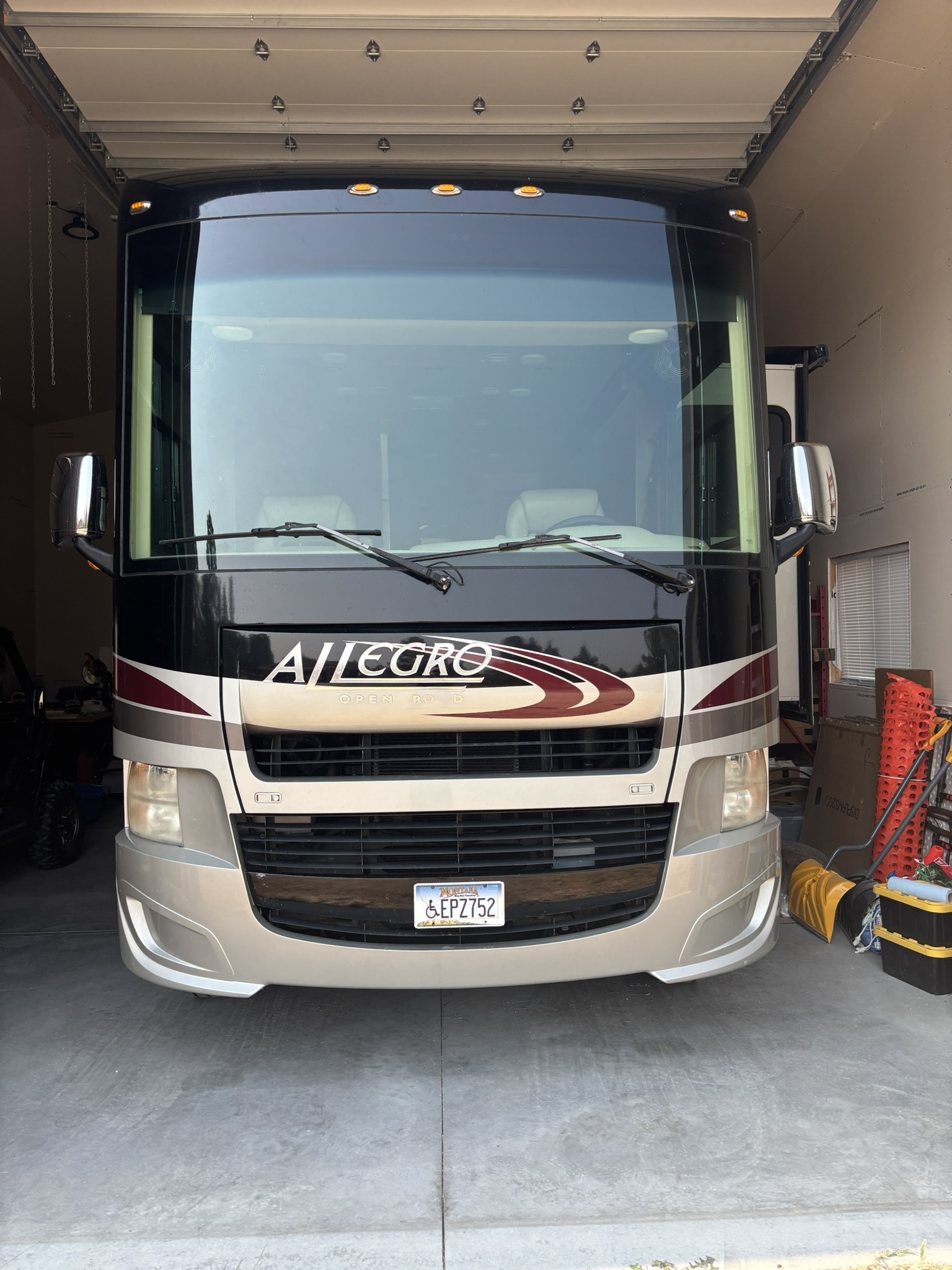 2016 Tiffin Motorhomes ALLEGRO OPEN ROAD 32 SA in stevensville MT