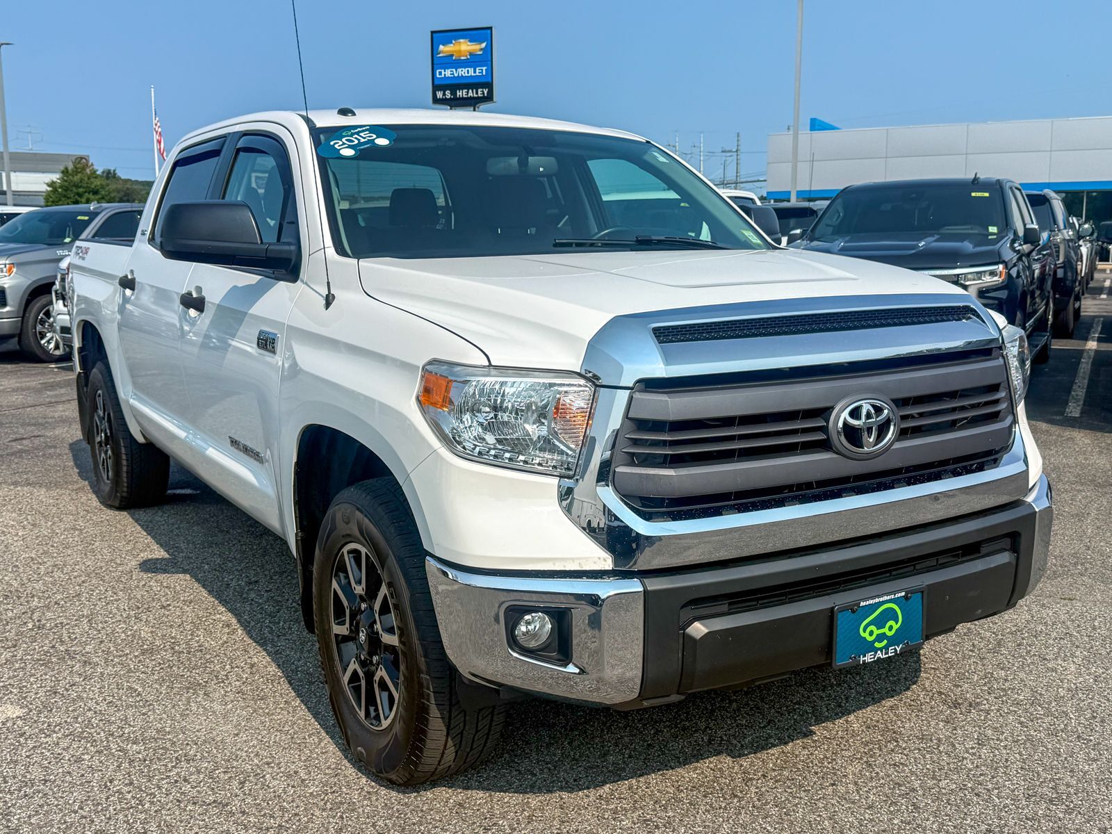 2015 TOYOTA TUNDRA in New Hampton, NY