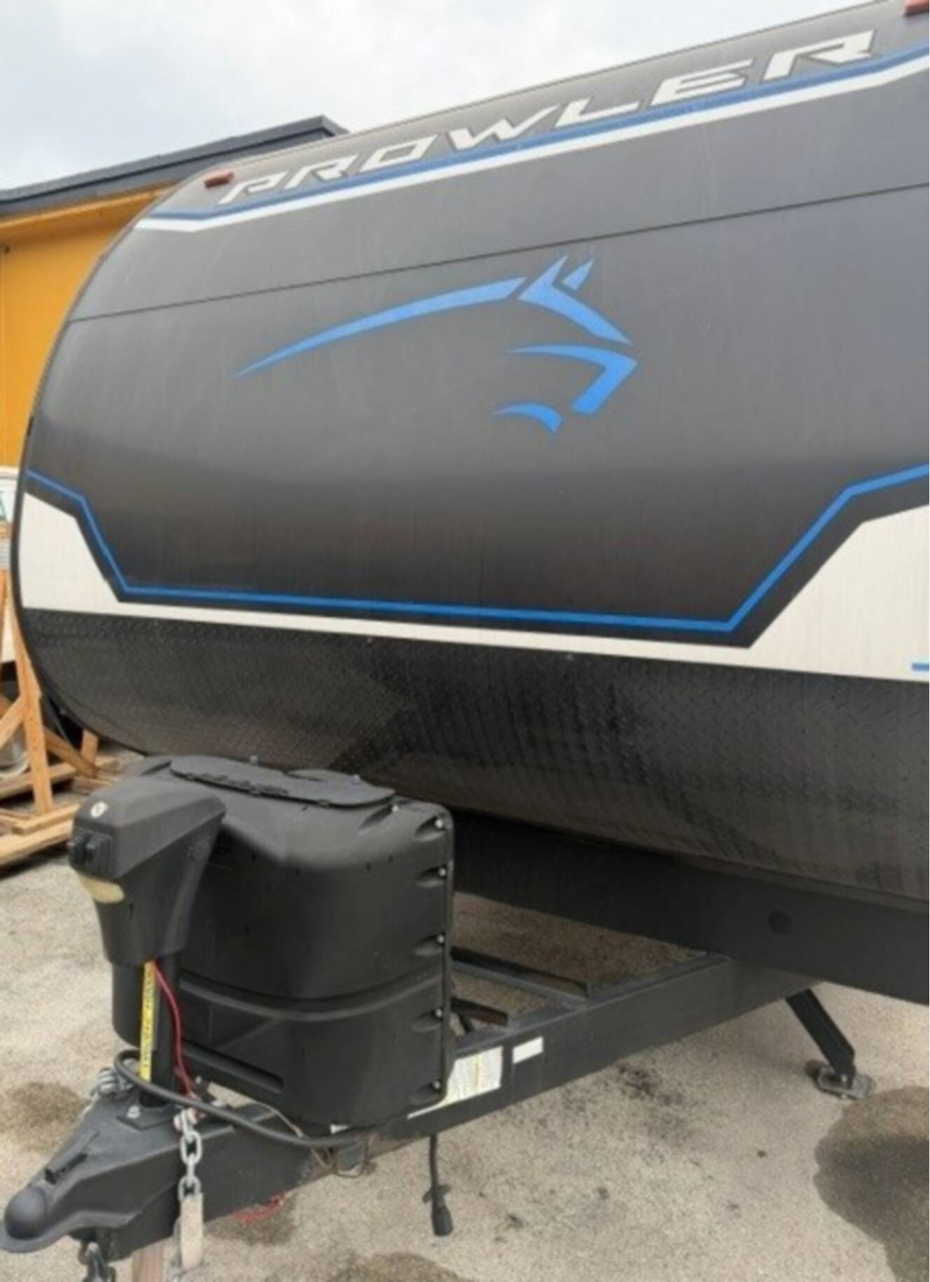 A photo of this 2023 Heartland PROWLER 300BH