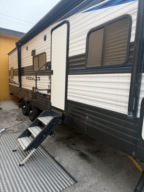 2023 Heartland PROWLER 300BH RV
