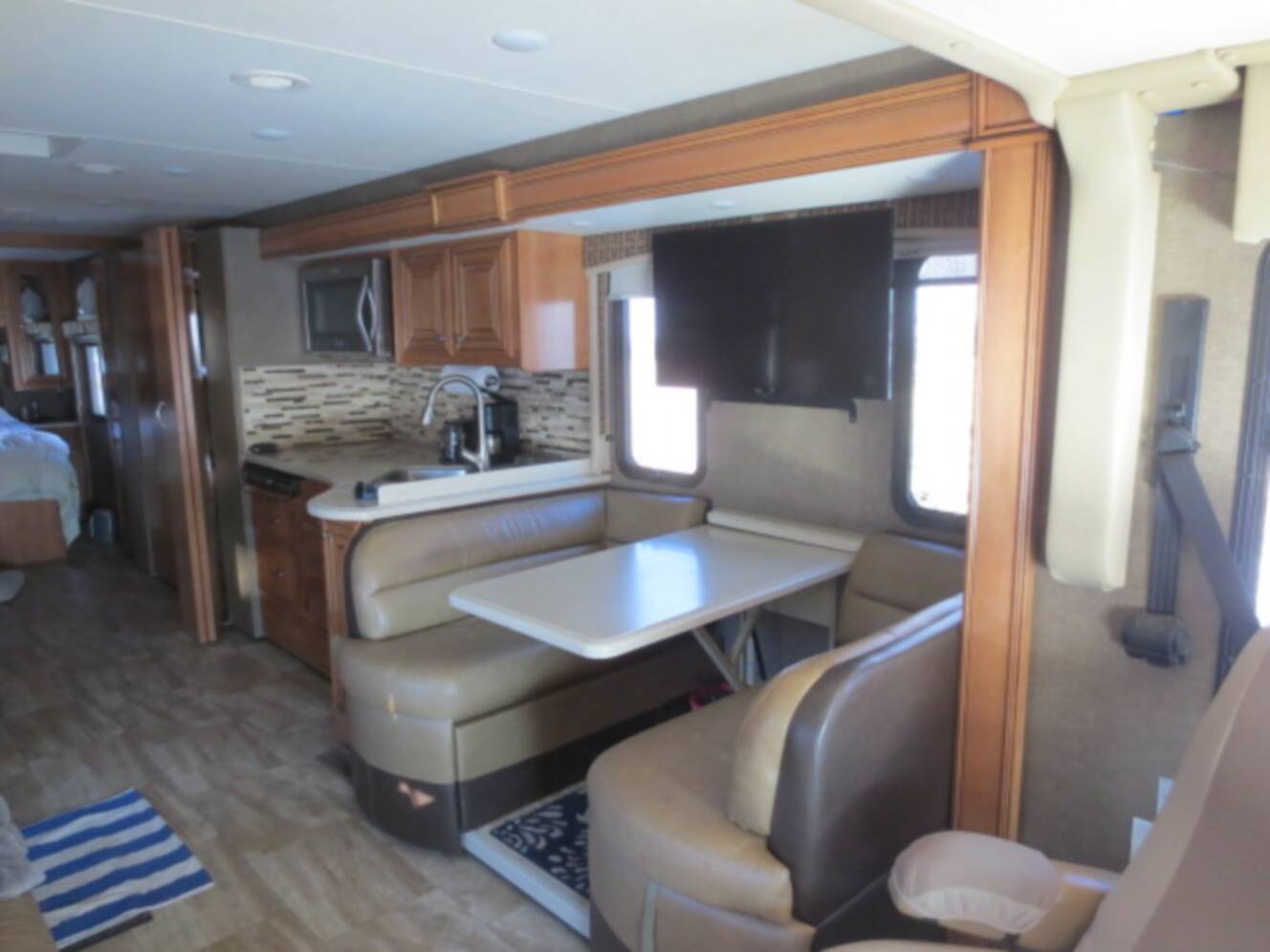 A photo of this 2017 Thor Motor Coach PALAZZO 33 3