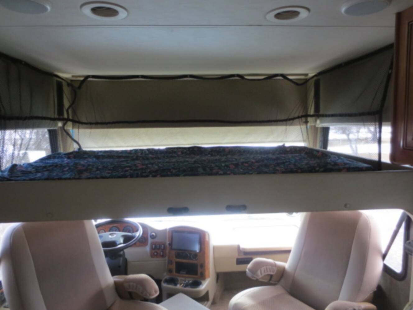A photo of this 2017 Thor Motor Coach PALAZZO 33 3