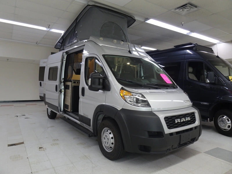 2023 WINNEBAGO