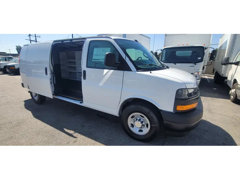 2025 CHEVROLET EXPRESS G2500