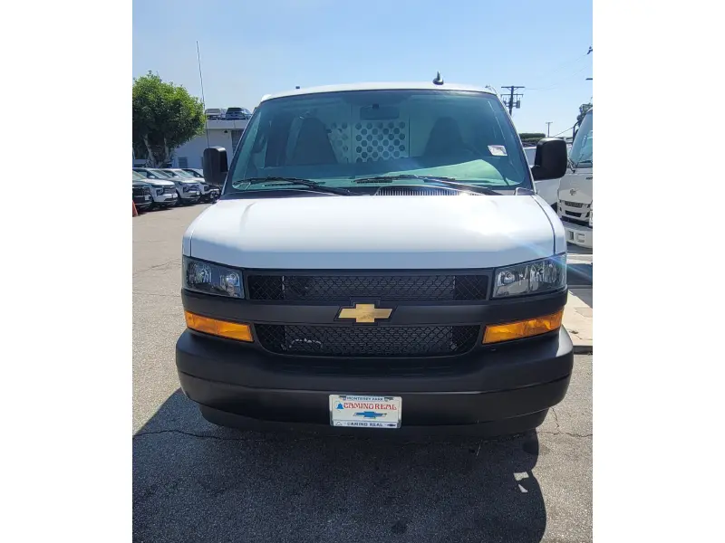 2025 CHEVROLET EXPRESS G2500