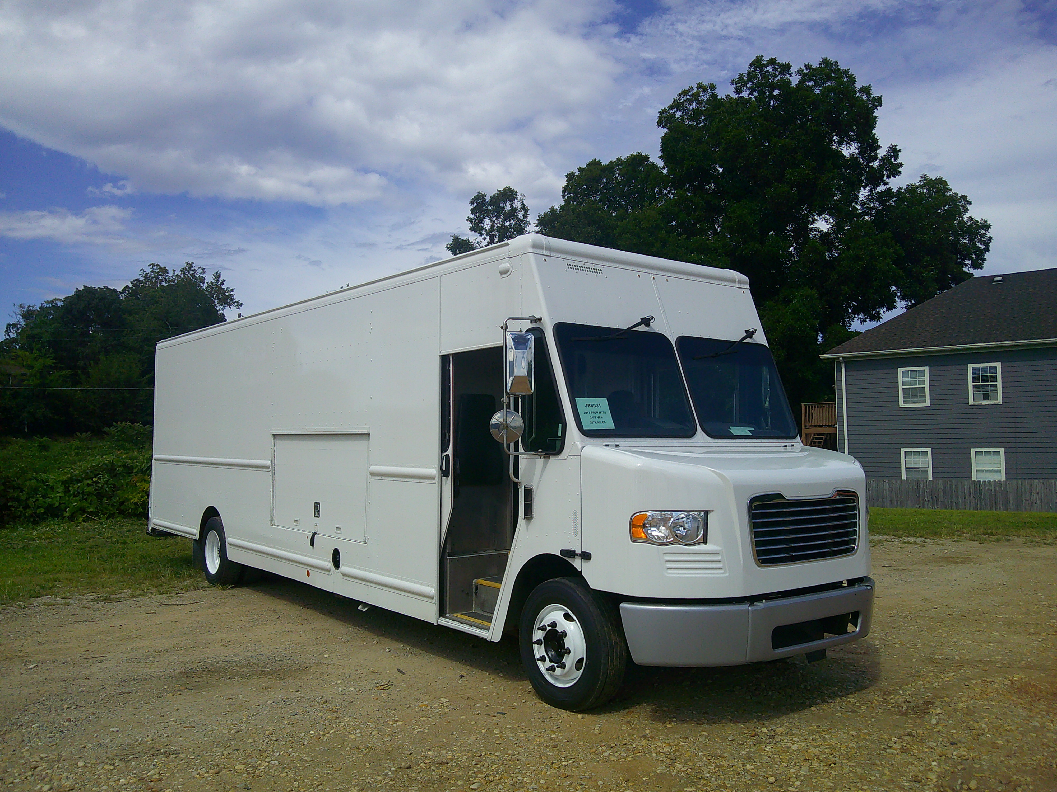 2017 FREIGHTLINER MT55 in Atlanta, GA