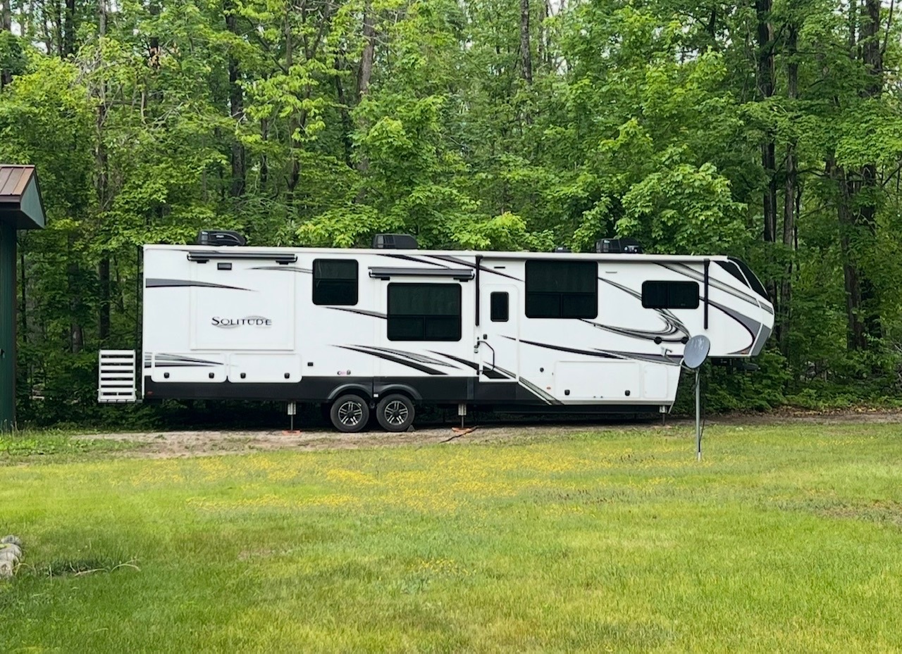 2021 Grand Design SOLITUDE 390RK RV