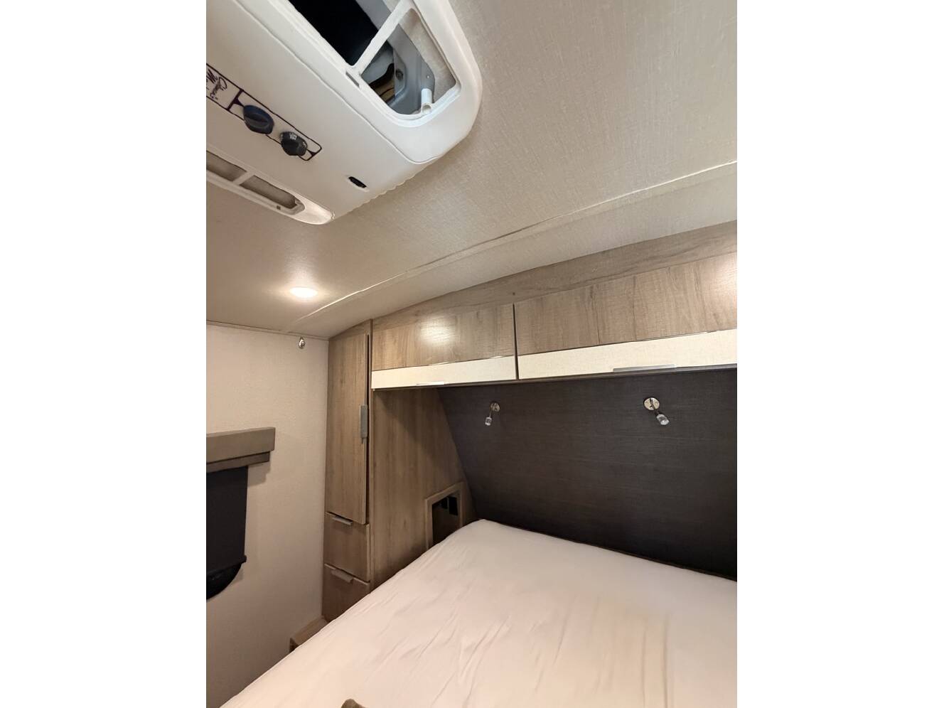 A photo of this 2021 Grand Design Imagine 2970RL 
