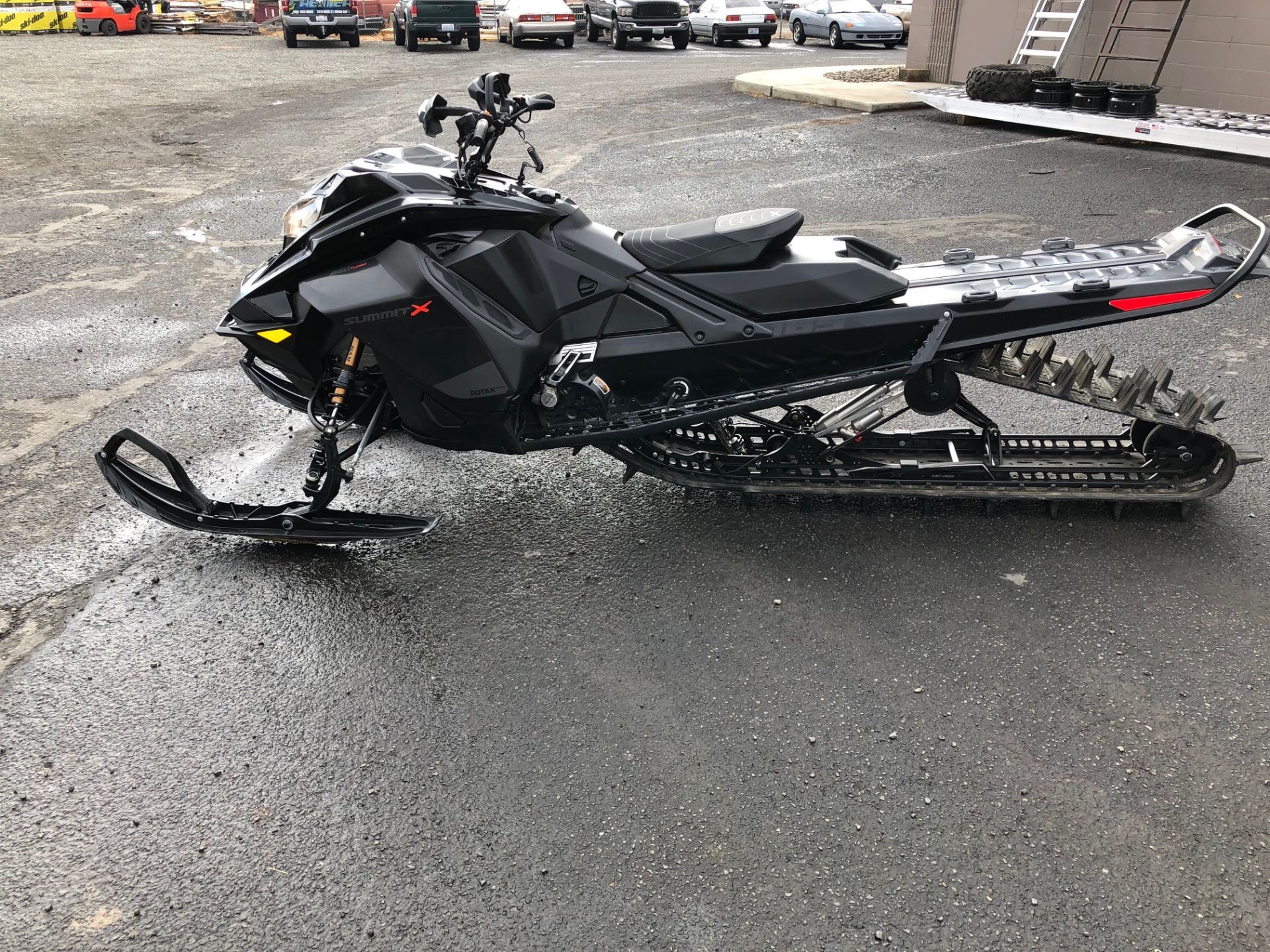 2021 Ski-Doo Summit X Expert 165 850 E-TEC Turbo SHOT PowderMax Lig in union gap WA