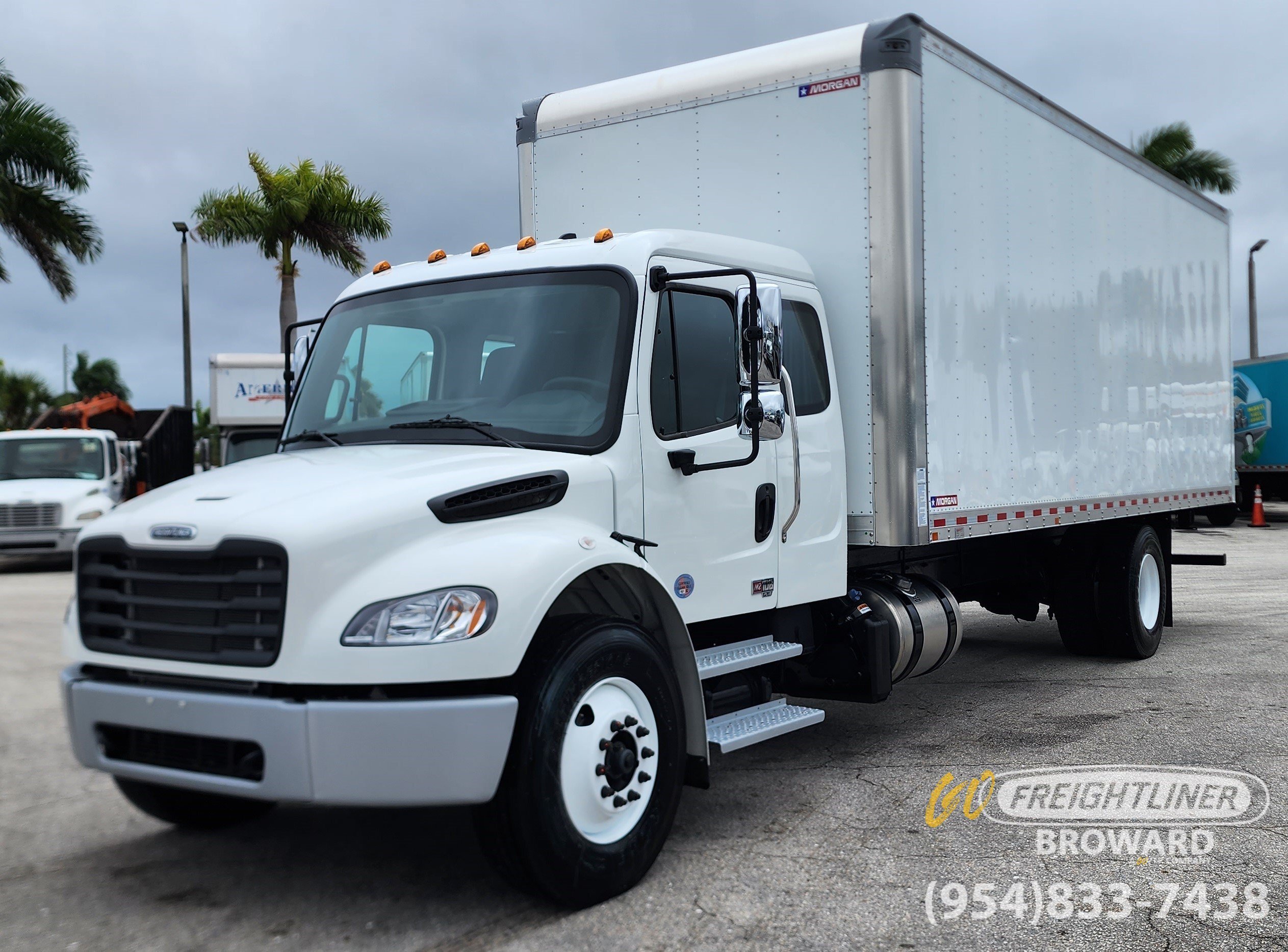 2027 FREIGHTLINER BUSINESS CLASS M2 106 in Pompano Beach, FL