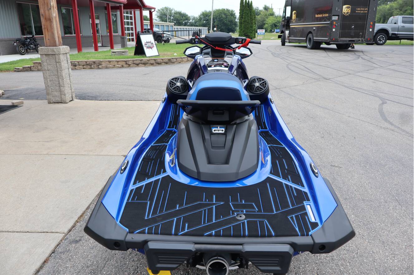 A photo of this 2026 Yamaha VX Limited