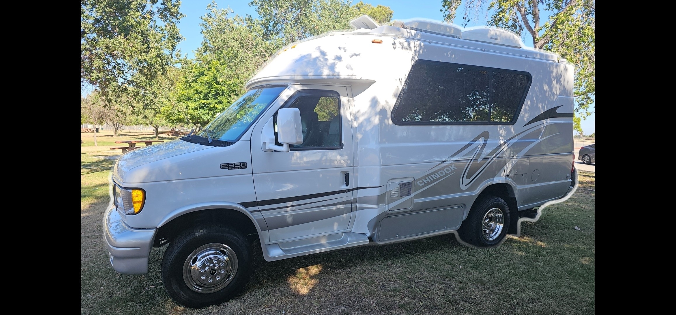 2002 Chinook CONCOURSE E350 RV