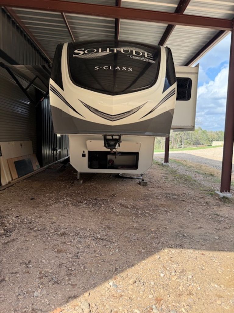 2022 Grand Design Solitude S-Class 3330RE-R in new ulm TX